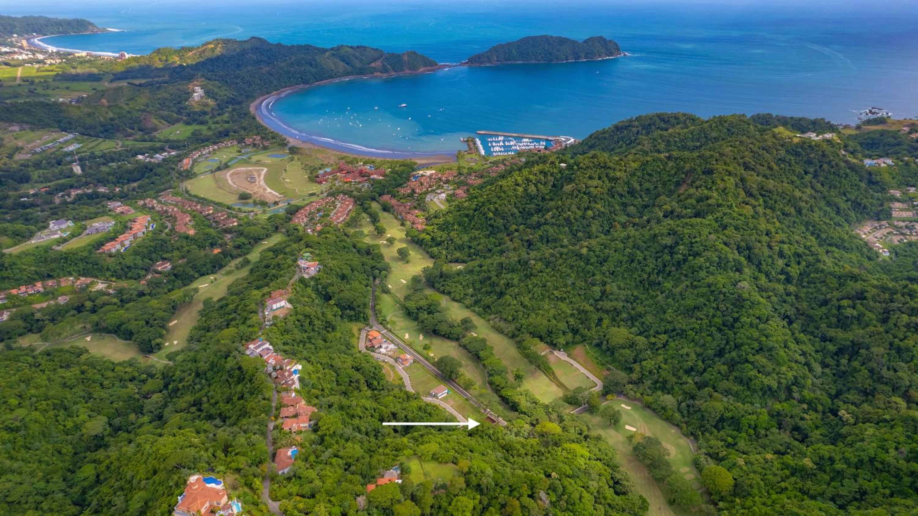 Casa Selva Tica 6 bdr pool golf view in Los Suenos