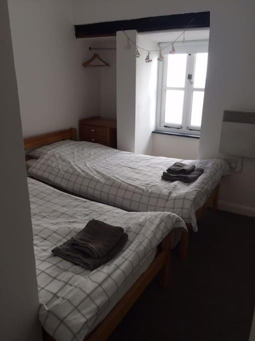 Courtyard Cottage - Grade II listed - Barnstaple view 5