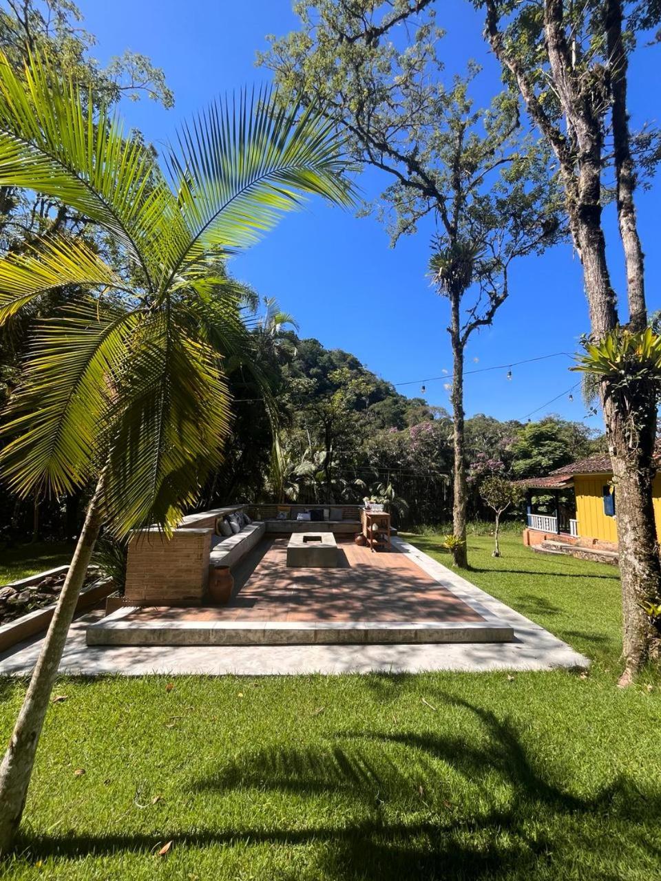 Casa com Deck e Lareira a 13km do Petar