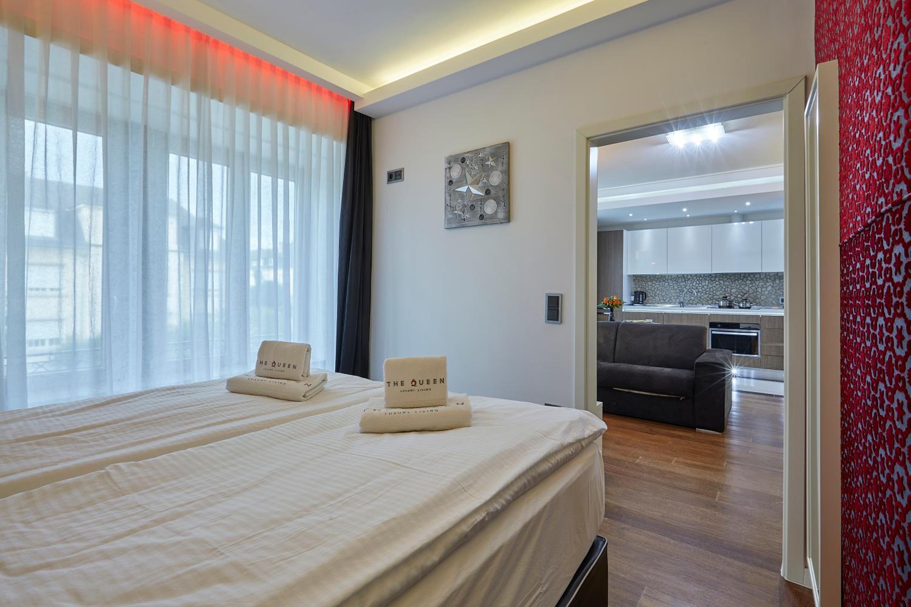 The Queen Luxury Apartments - Villa Medici