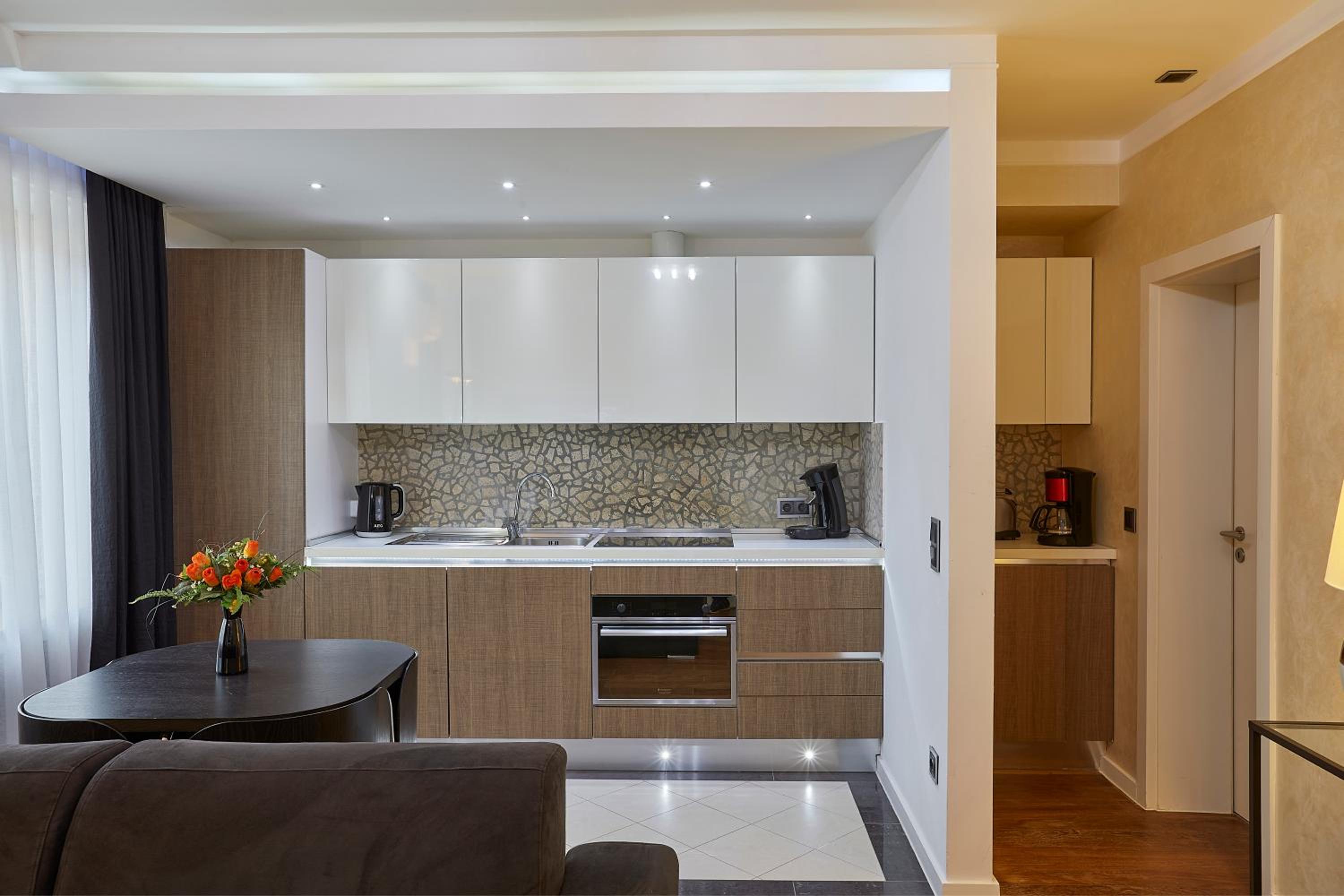 The Queen Luxury Apartments - Villa Medici