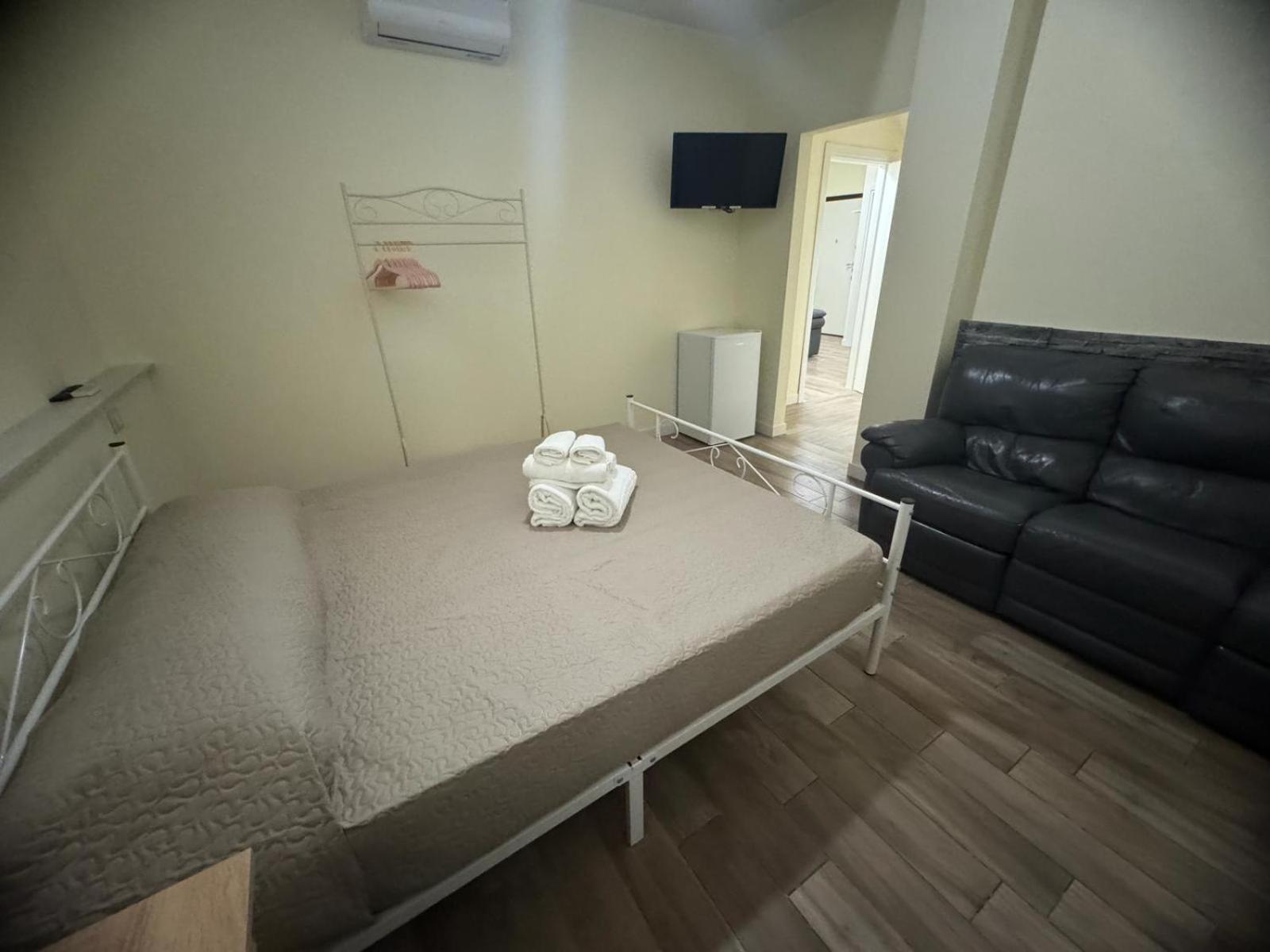 Park 20 Guest House view 4