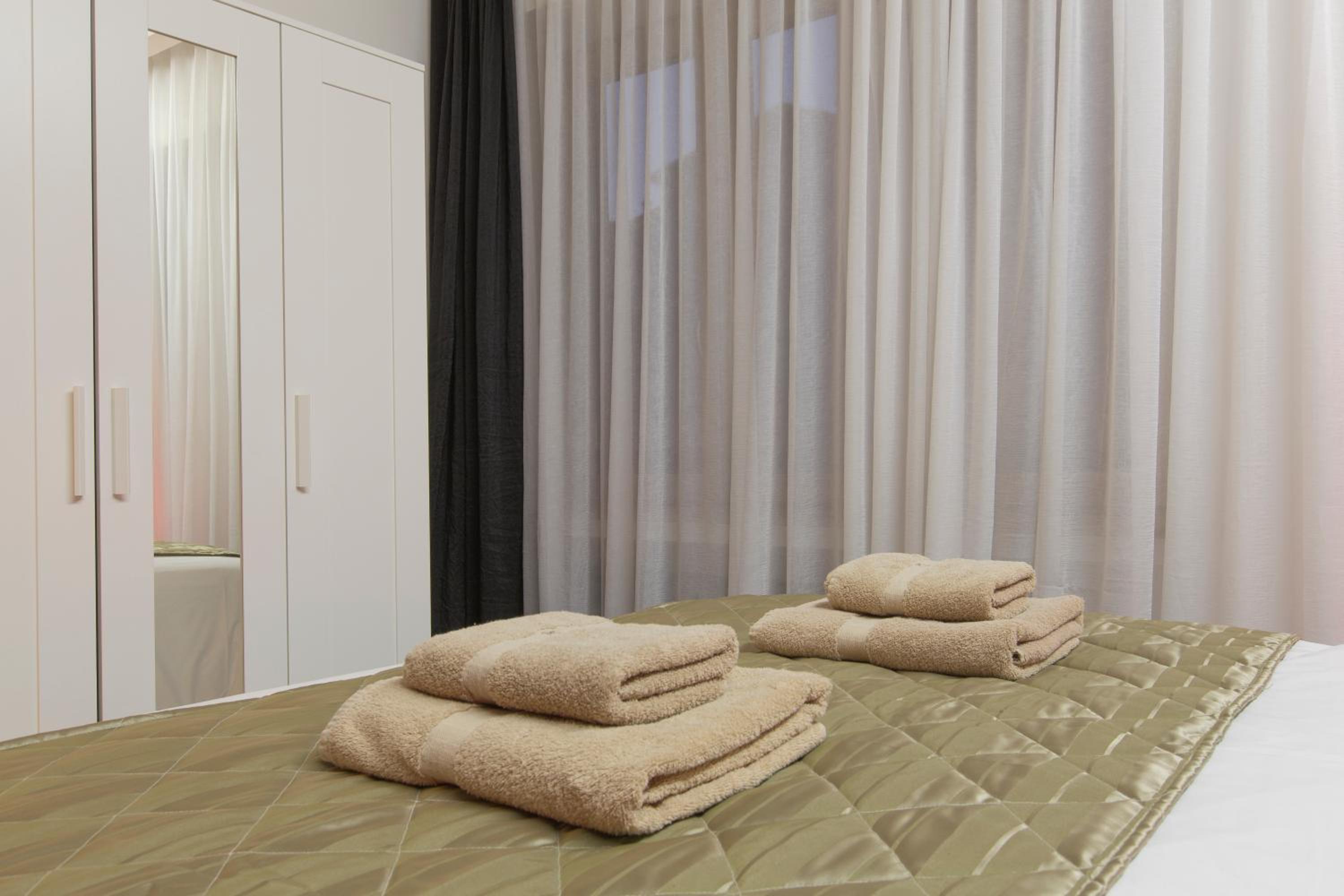 The Queen Luxury Apartments - Villa Medici
