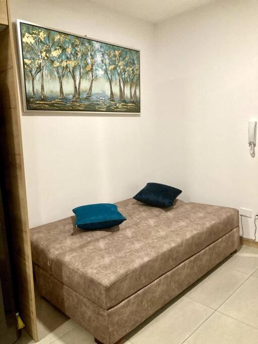 Uv2 Studio Apartment