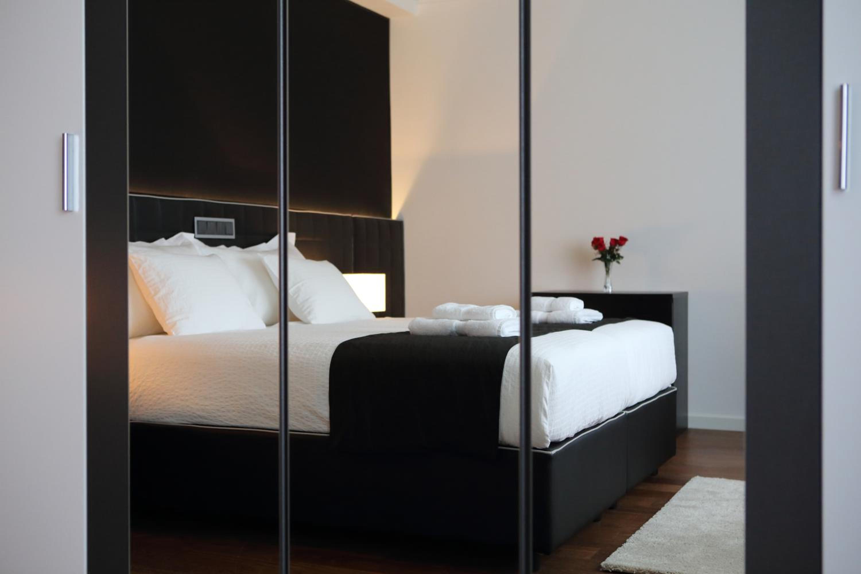 The Queen Luxury Apartments - Villa Medici