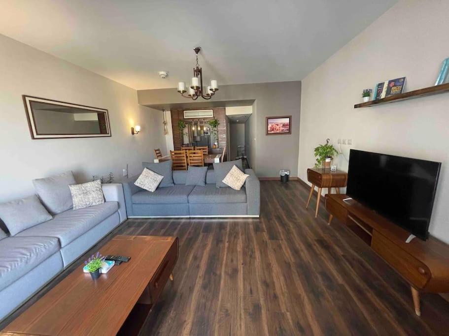 Modern home in PortoNCwith pool