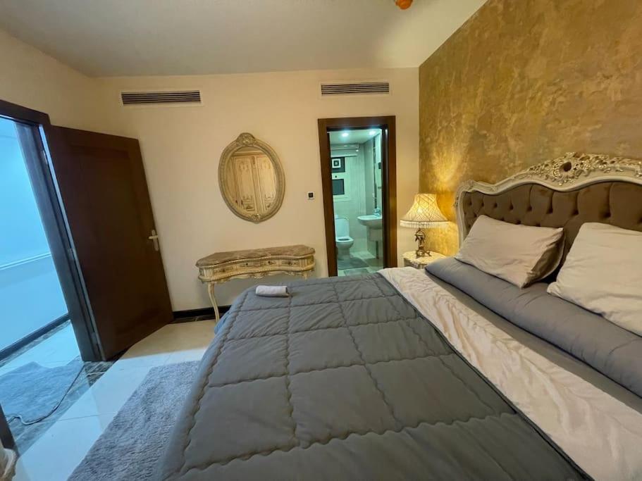 2 floors apt with pool in Porto