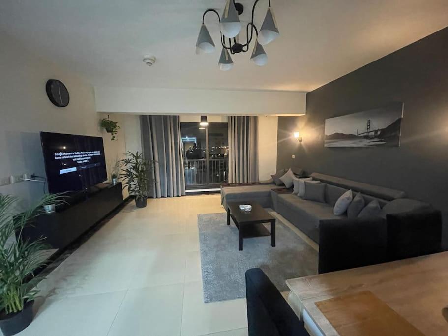 2 floors apt with pool in Porto