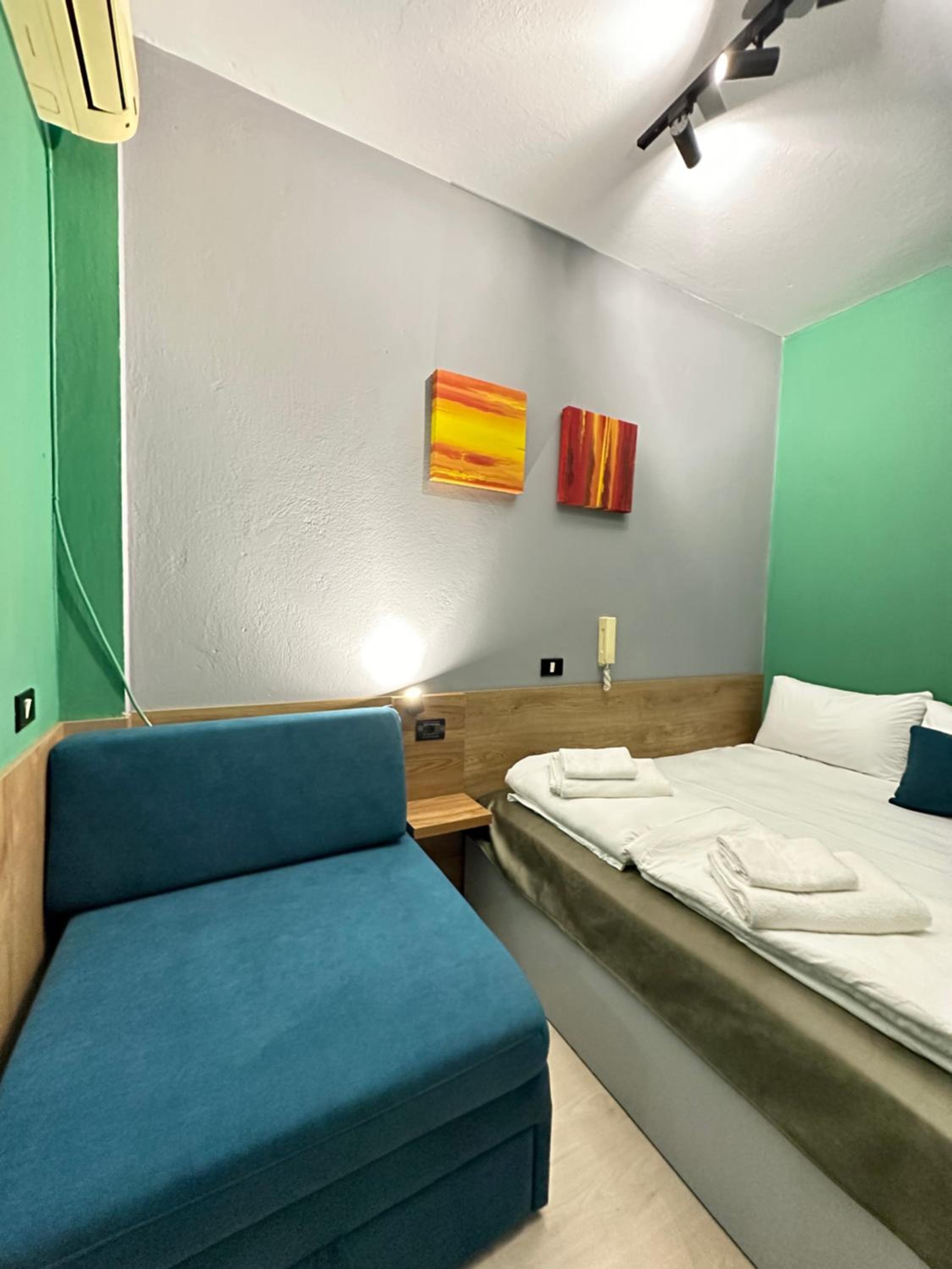 VILLA CABARE Apartments&Rooms