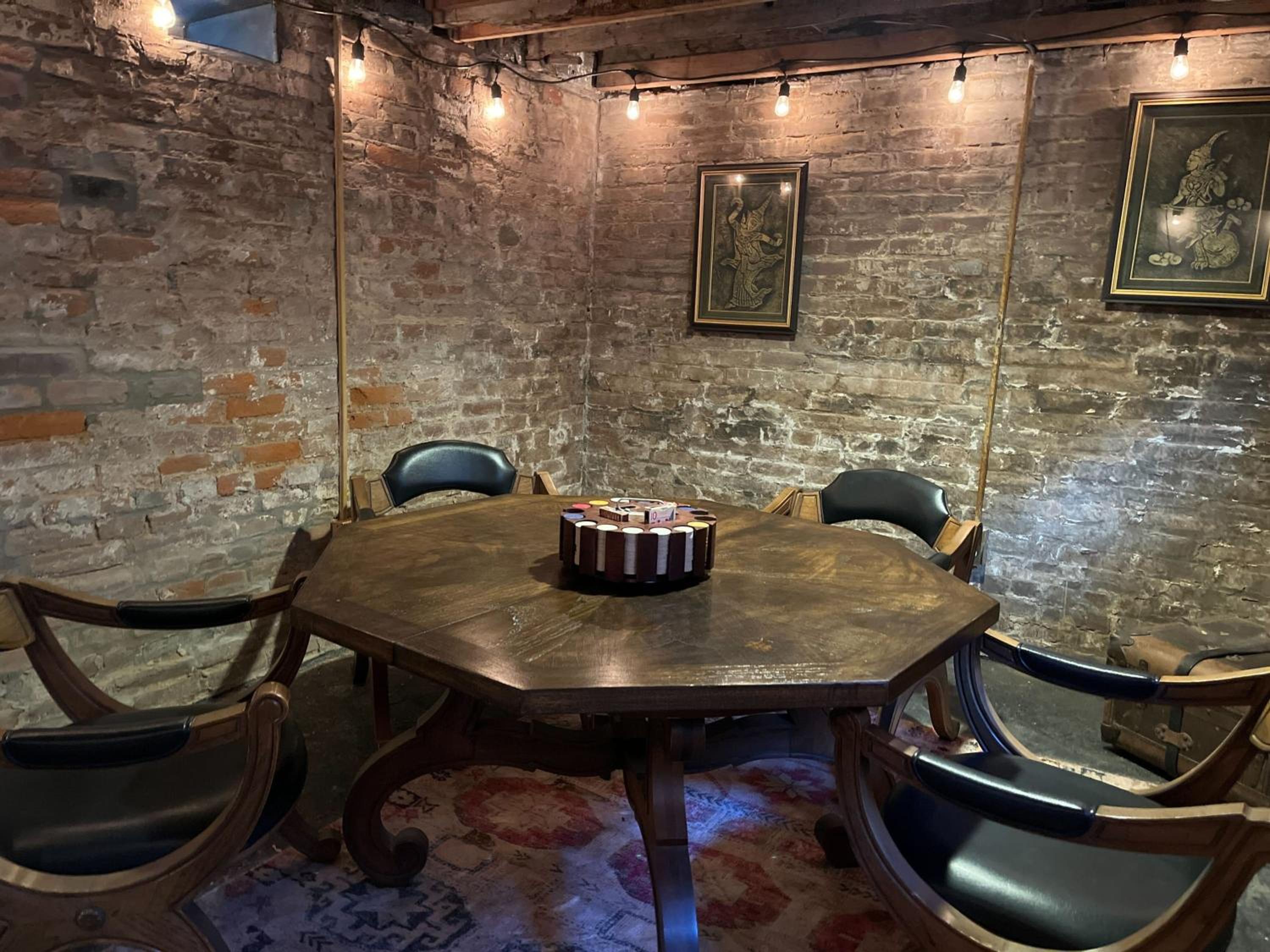 Yoko's Serene Suite in Frankfort