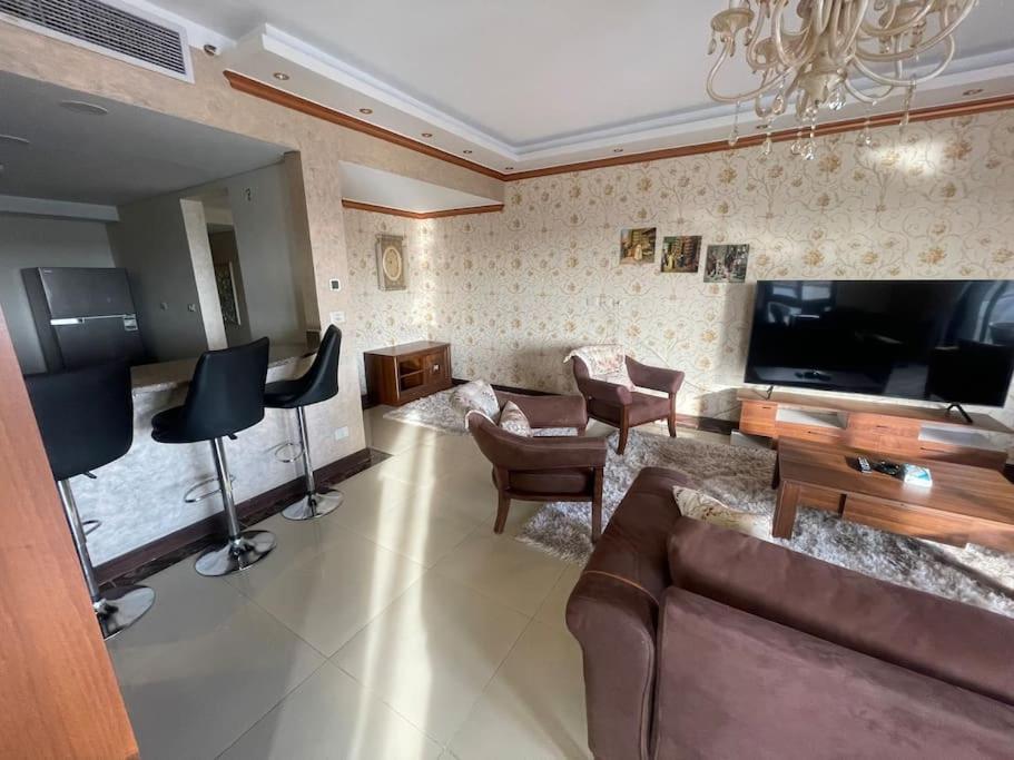 Large 3 bedroom duplex in Nyoum with pool