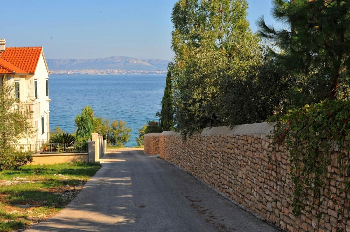 Apartment Mariner view 4