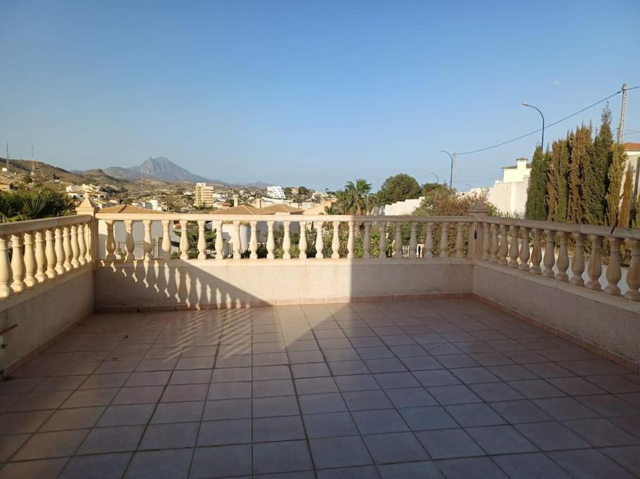 Casa Los Olivos, villa with a pool view 5