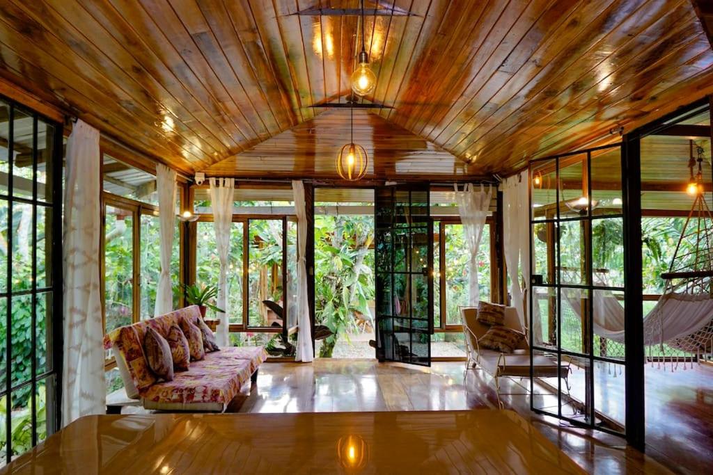 Chalet Santacruz, Casa entera en la naturaleza