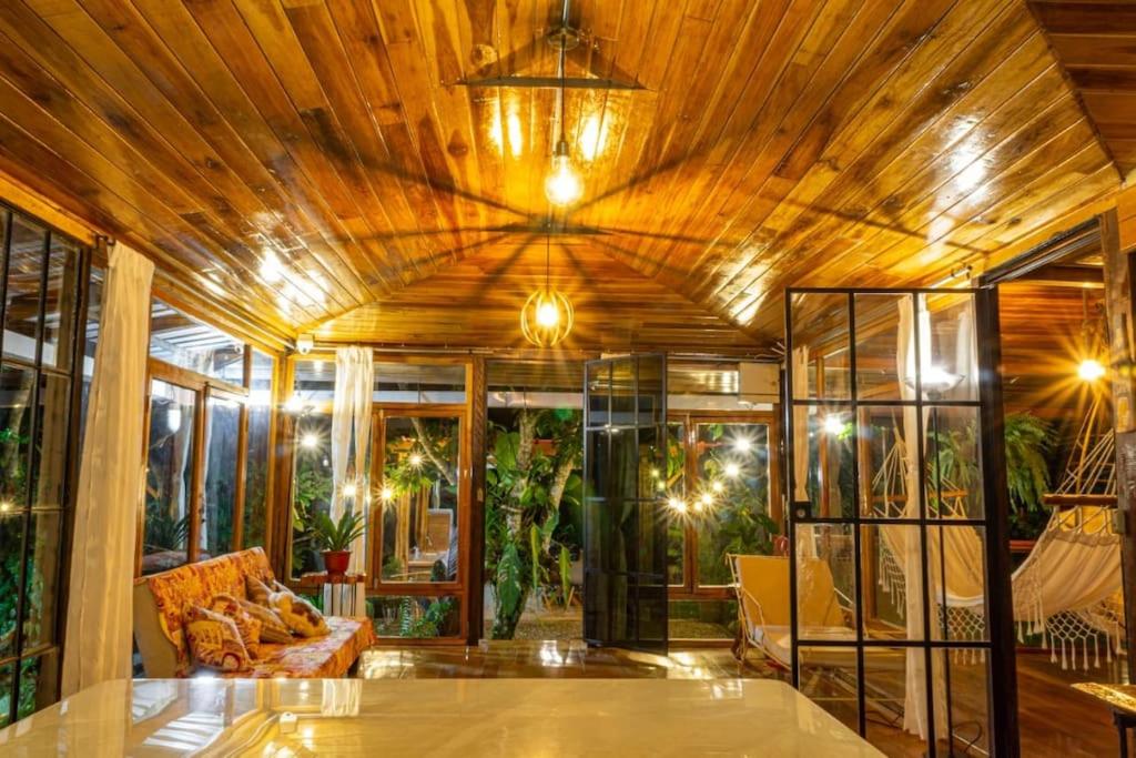 Chalet Santacruz, Casa entera en la naturaleza