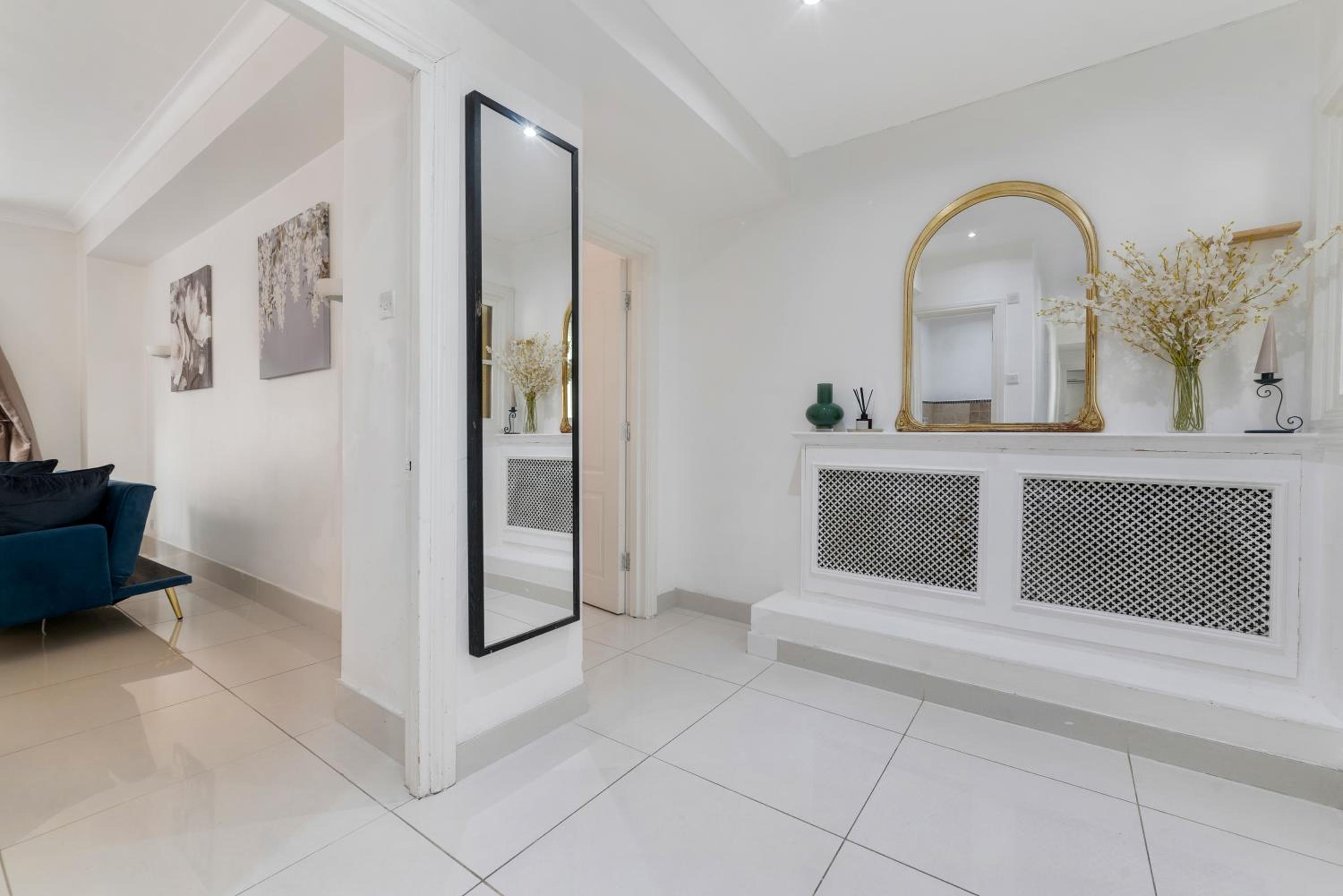 2Bd Flat Opp Harrods - Sleeps 5