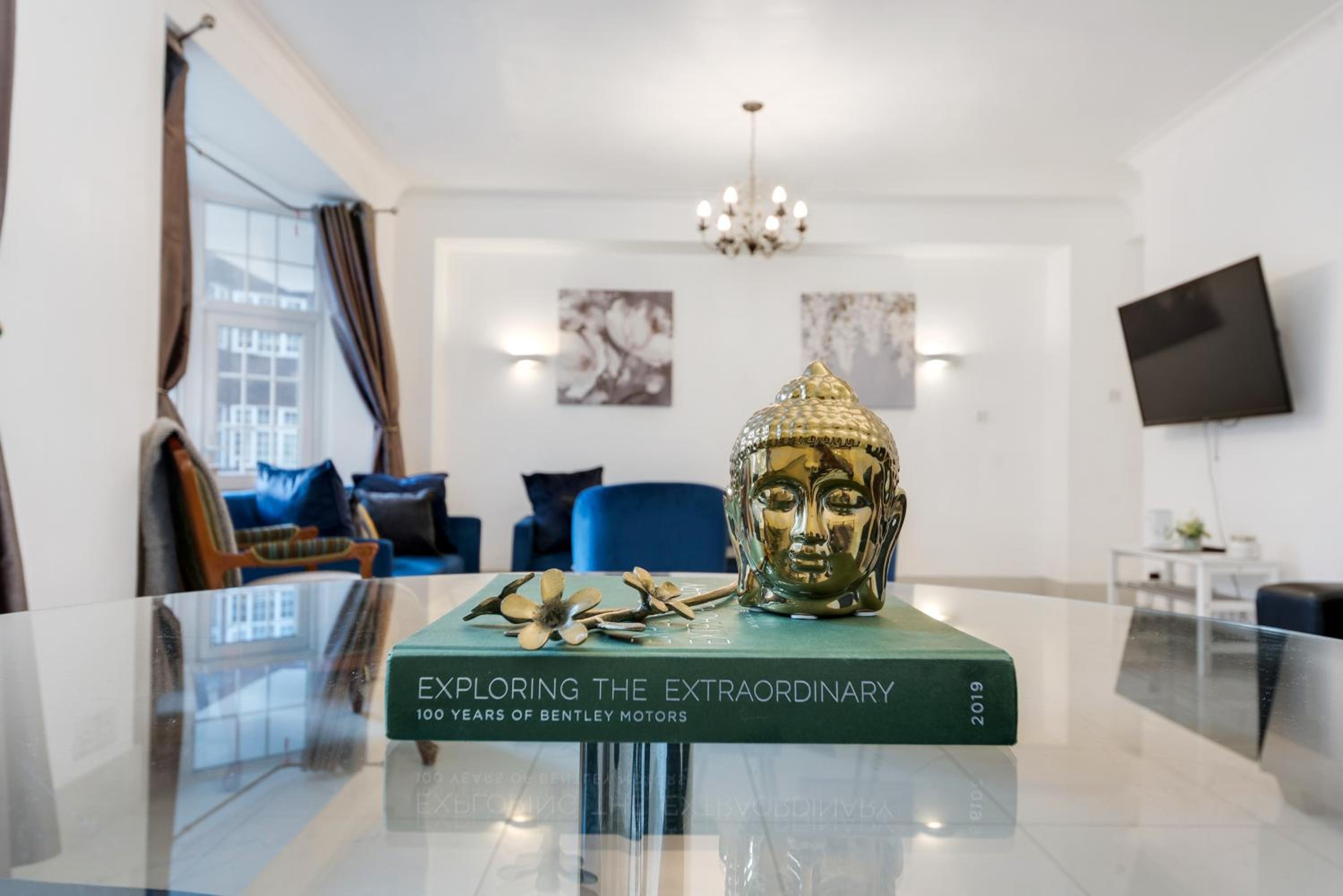 2Bd Flat Opp Harrods - Sleeps 5