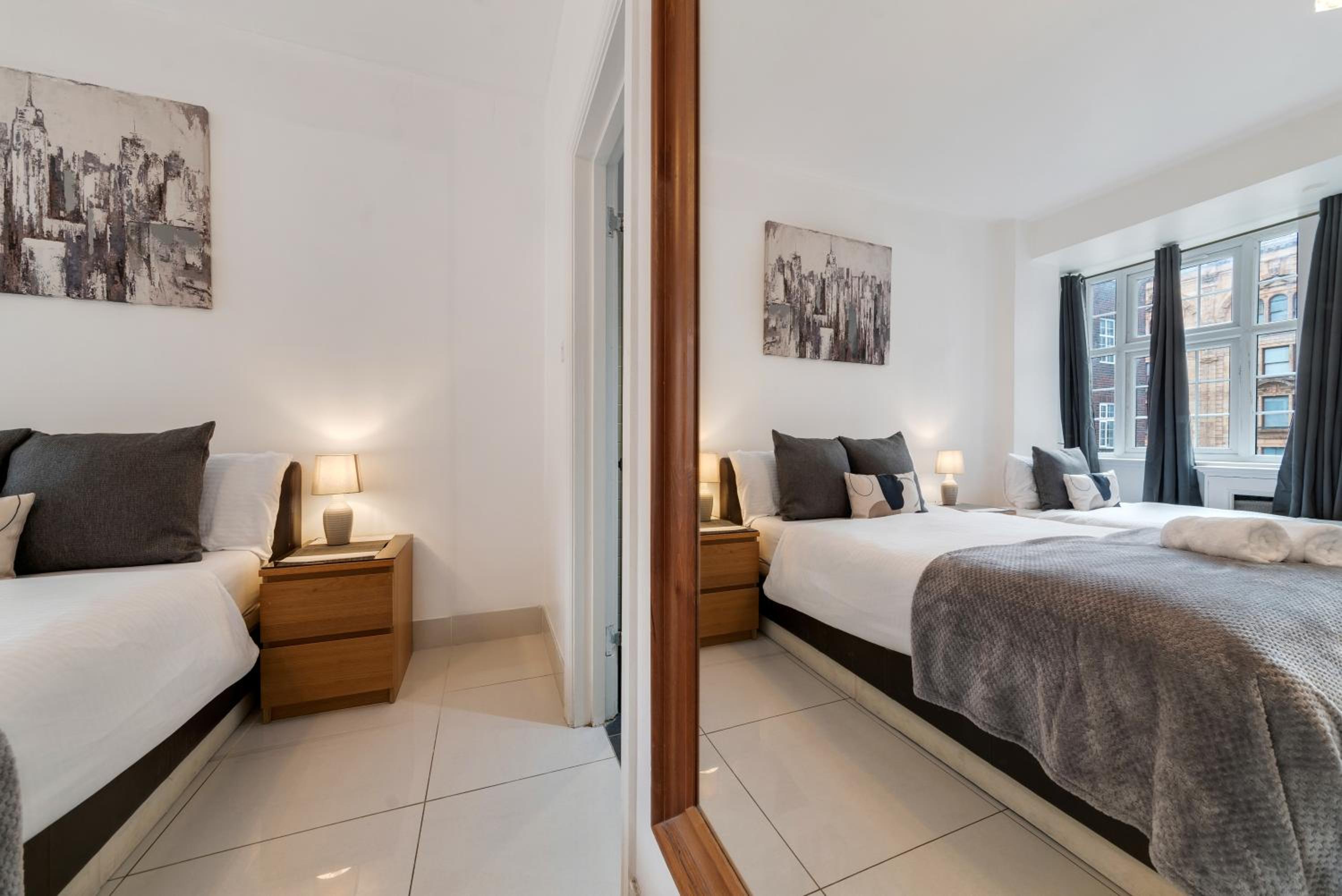 2Bd Flat Opp Harrods - Sleeps 5
