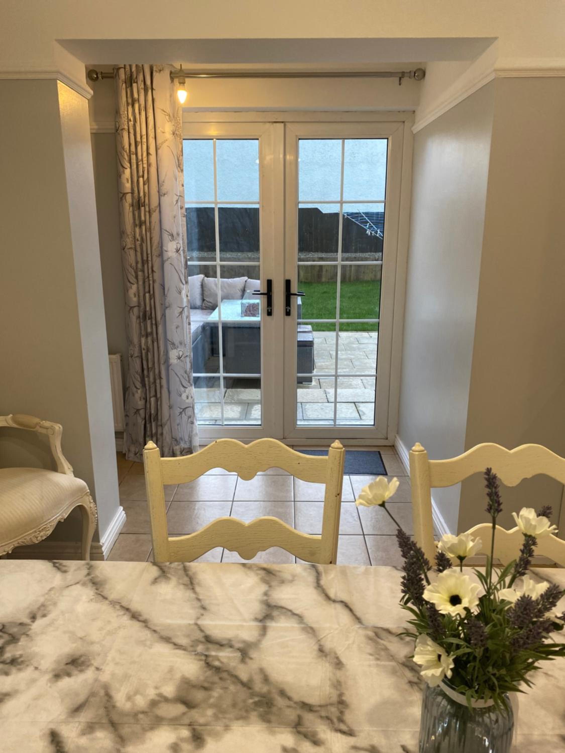 House in Mid Ulster - Sleeps 8 view 3