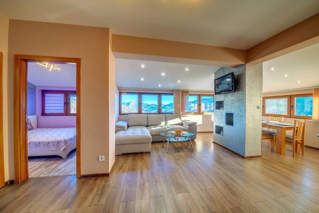 Apartment Yana- The Amazing View
