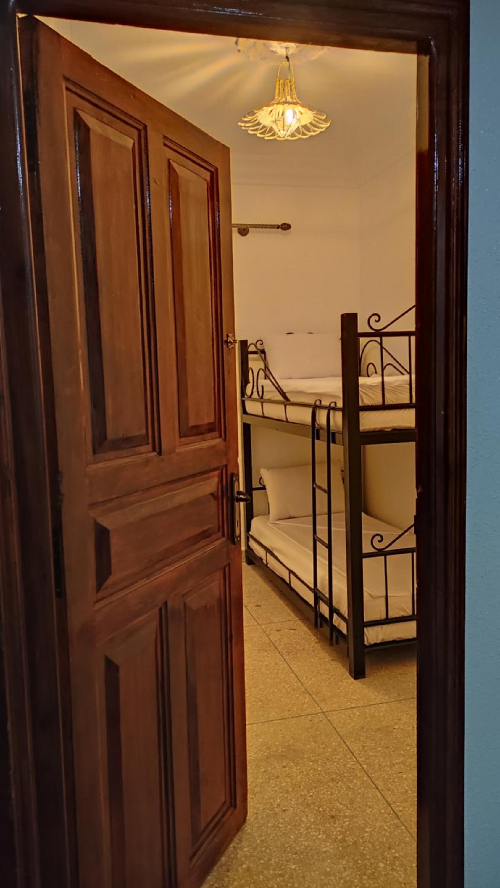 WARZAZAT Hostel