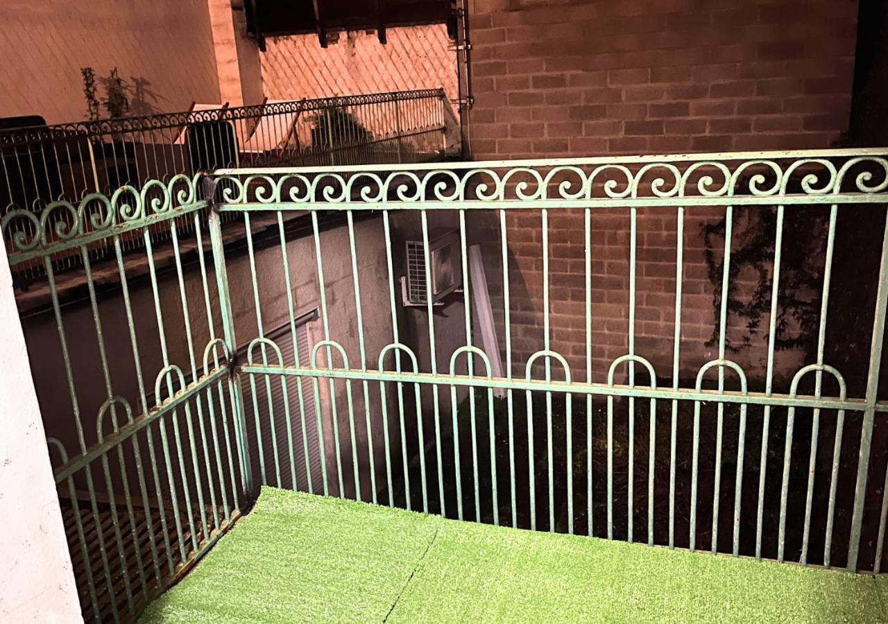 Le Charme D'Antan - Terrasse - Balcon - Hypercentre Evreux
