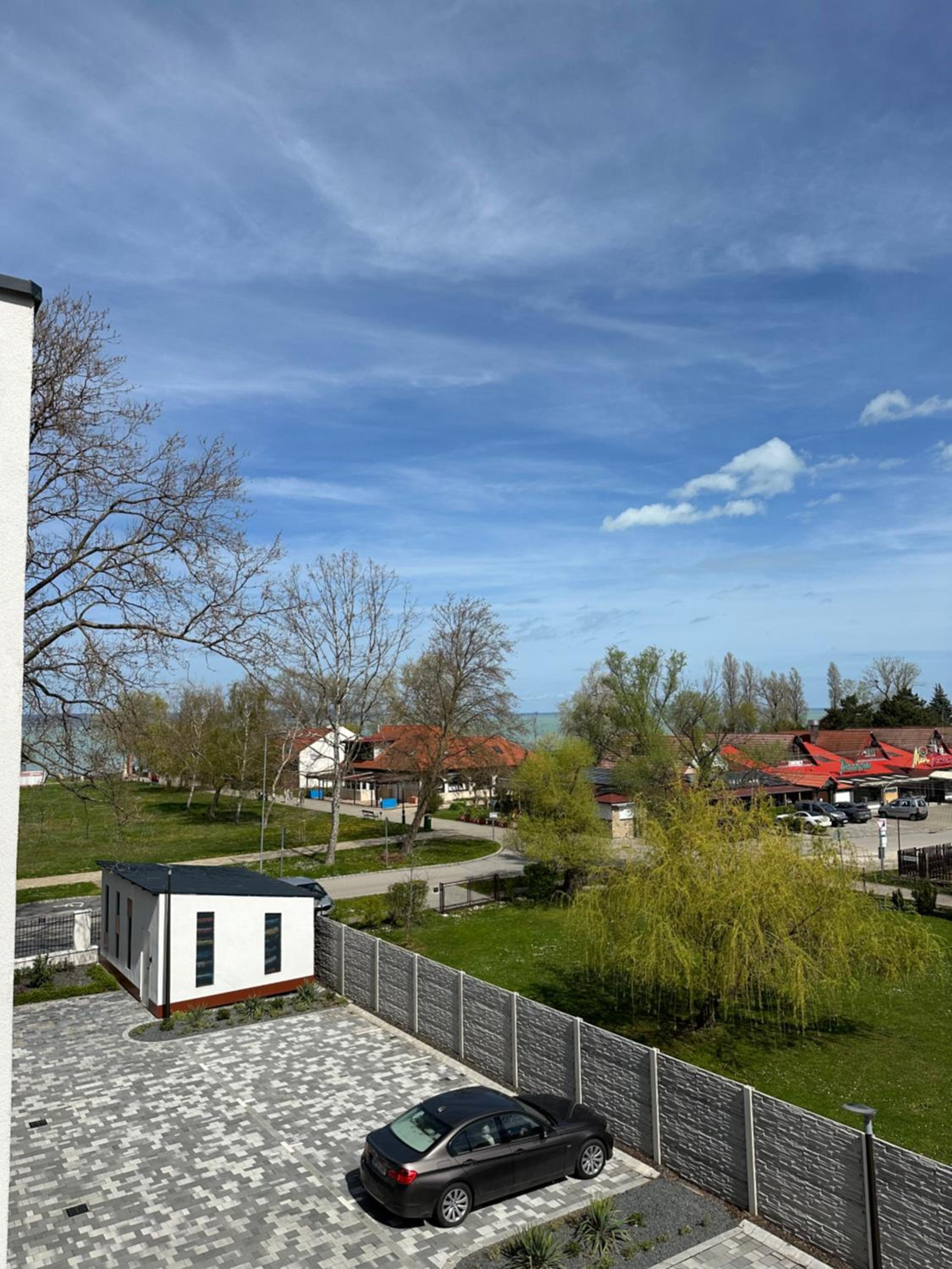 Scamard Apartman