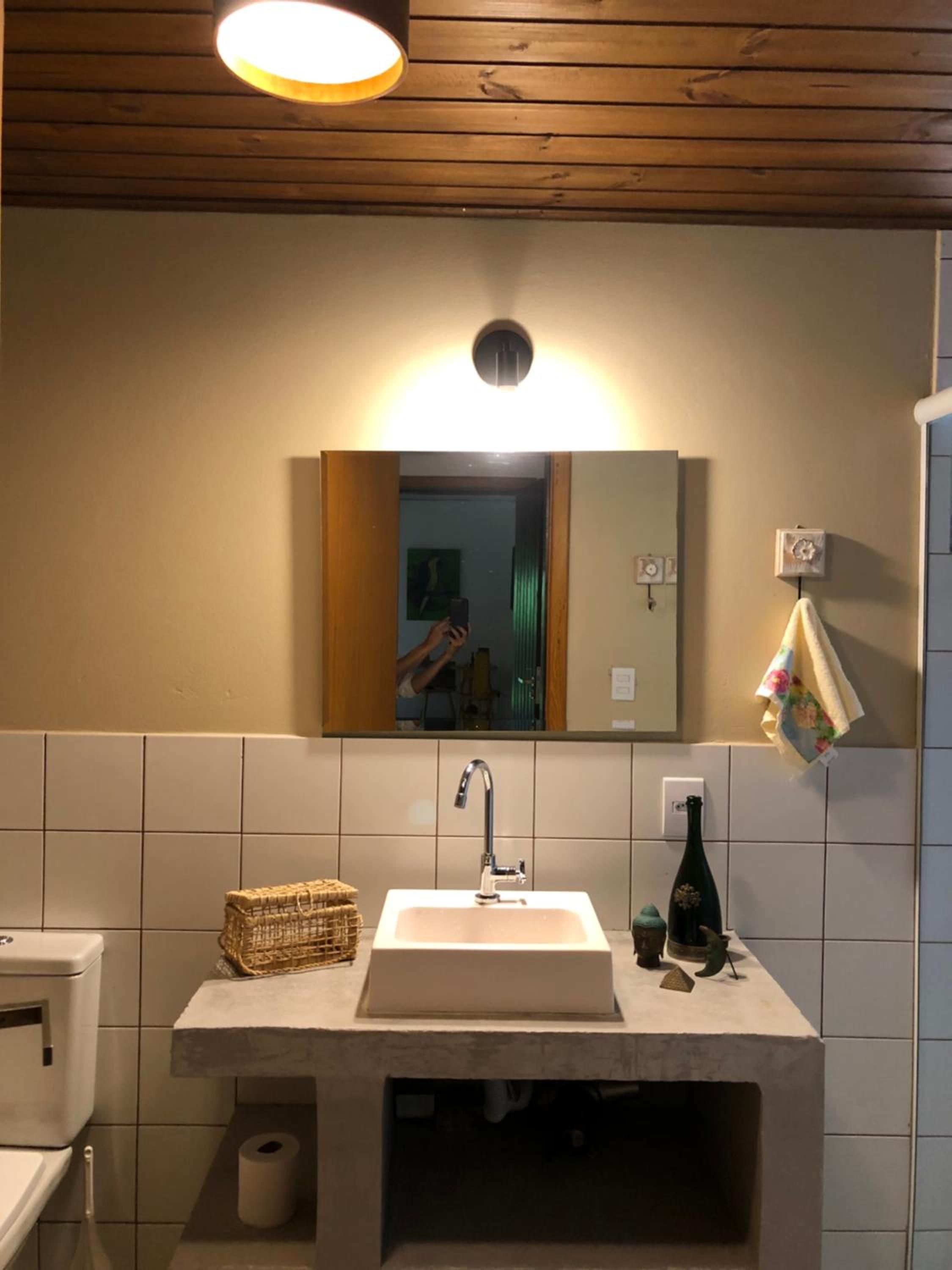 Casa na Barra ampla e arejada com jardim incrível