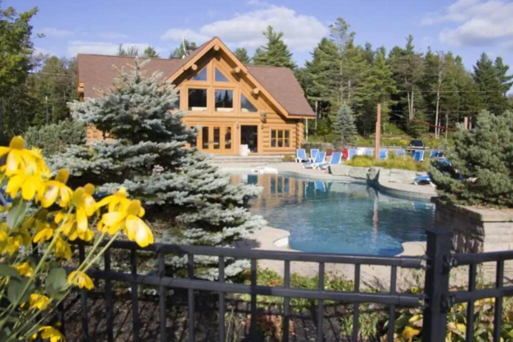 Fiddler Lake Resort - Deer 59