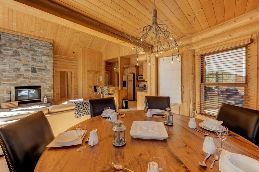 Fiddler Lake Resort - Deer 59