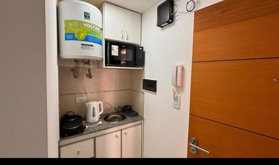 DEPARTAMENTO GENESIS,PLANTA BAJA DOS PERSONAS.