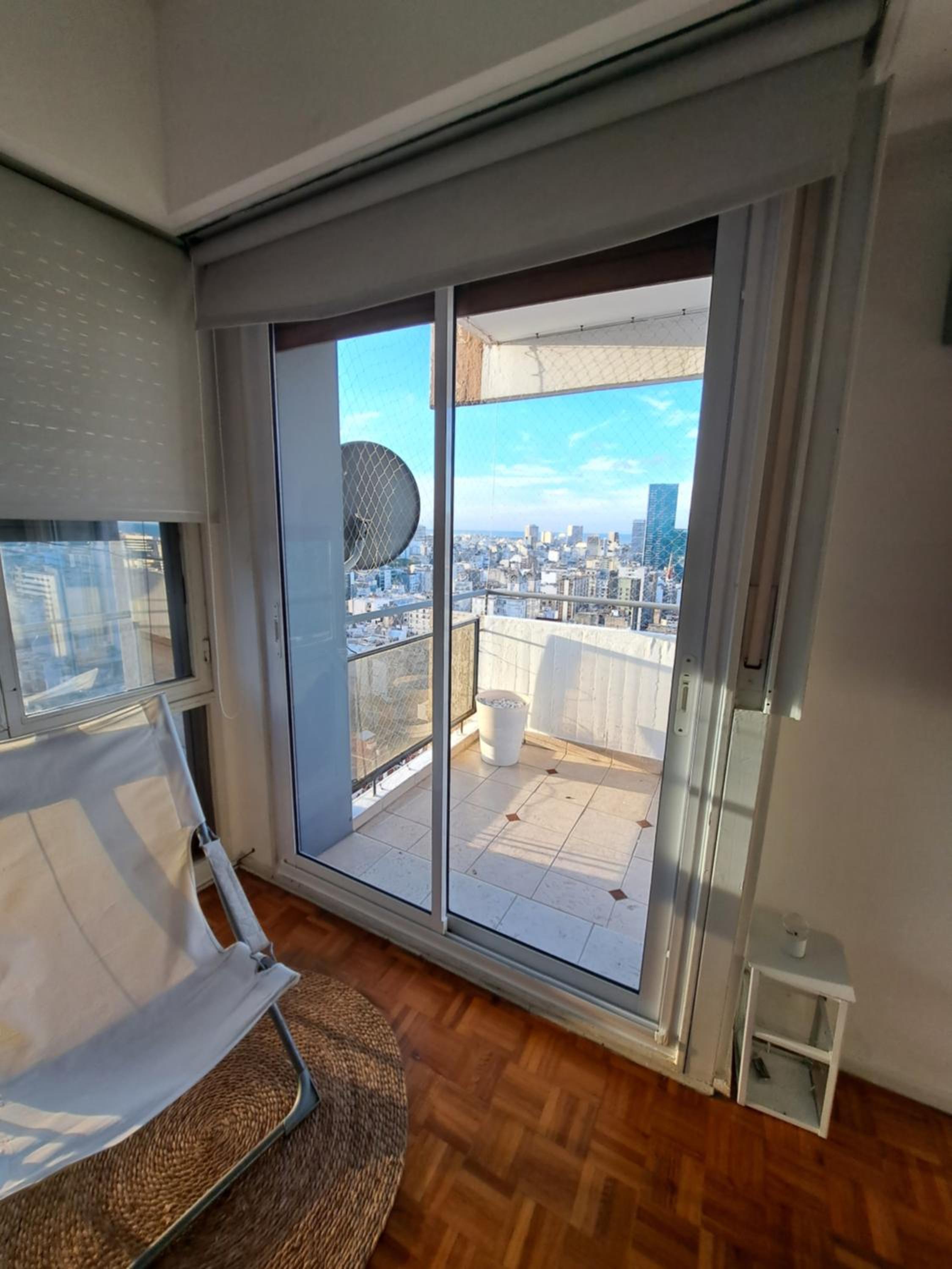 SELIZ SUITES PANORÁMICO con Garage auto Mediano