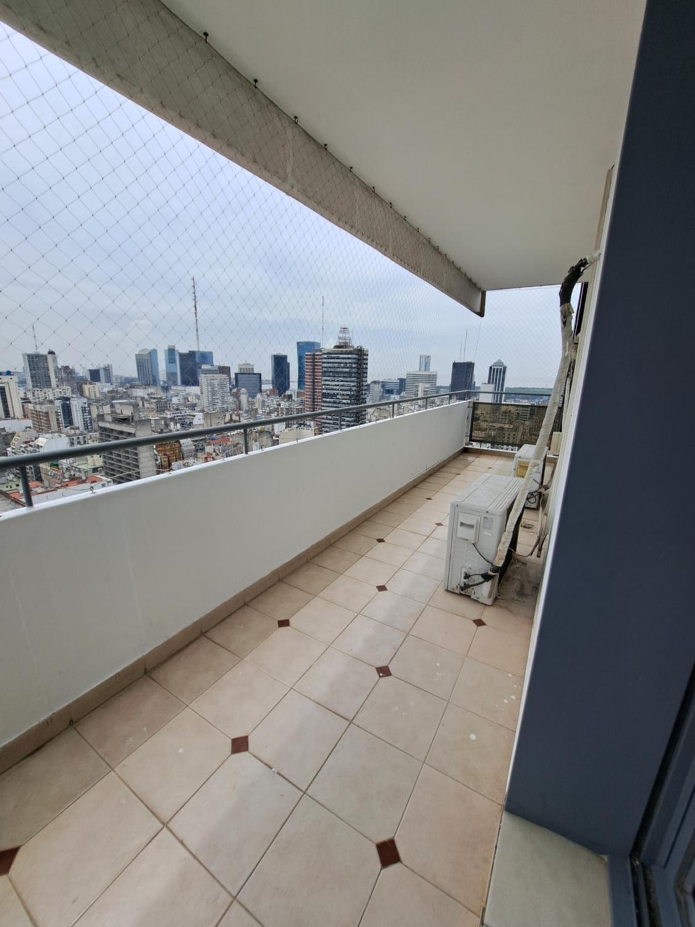 SELIZ SUITES PANORÁMICO con Garage auto Mediano
