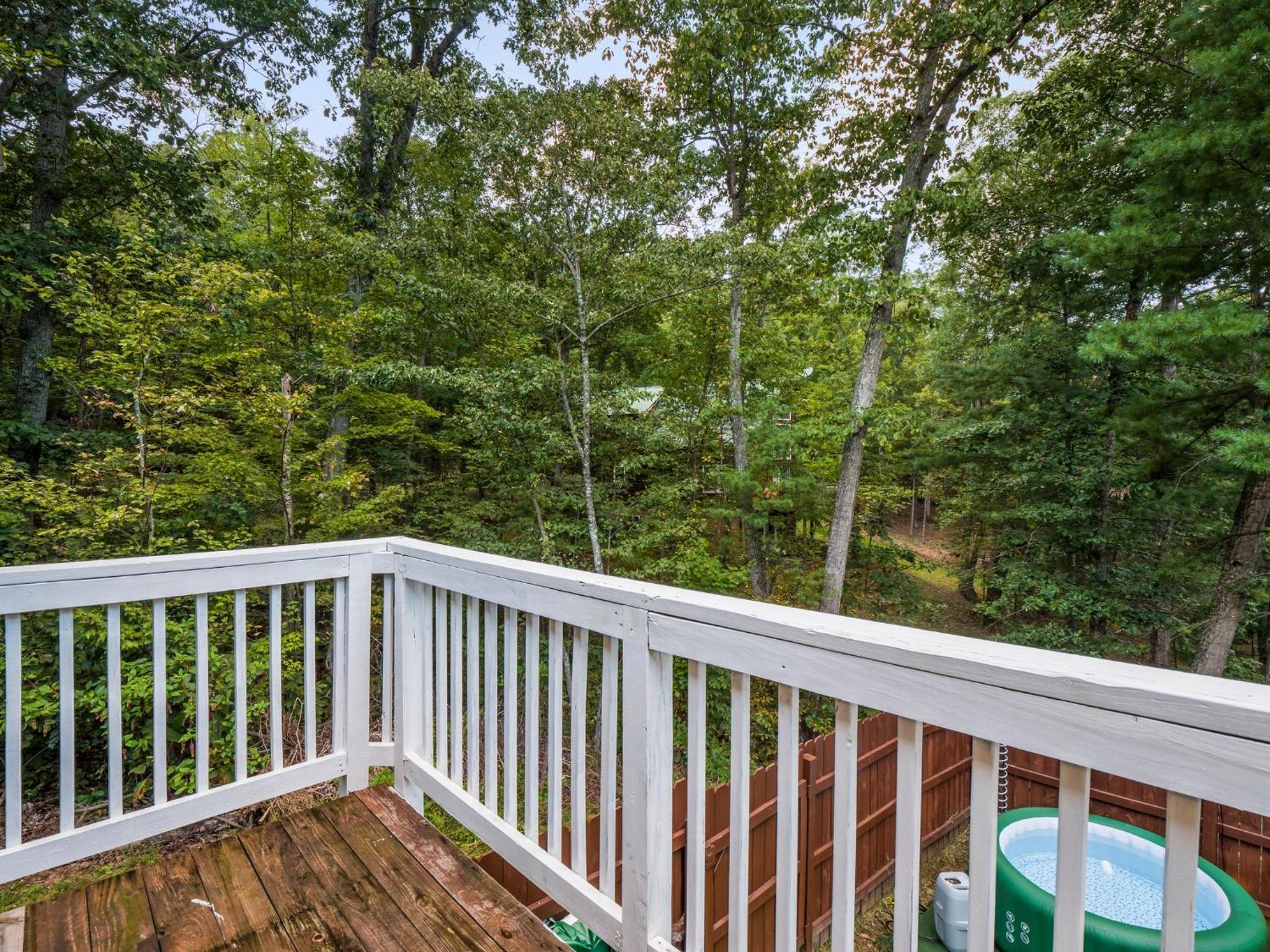 3 Bedroom Hot Tub w/ Private Movie Theater view 5