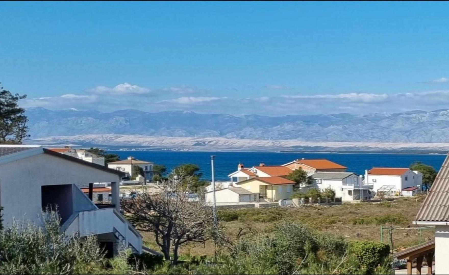 VILA ANIKA