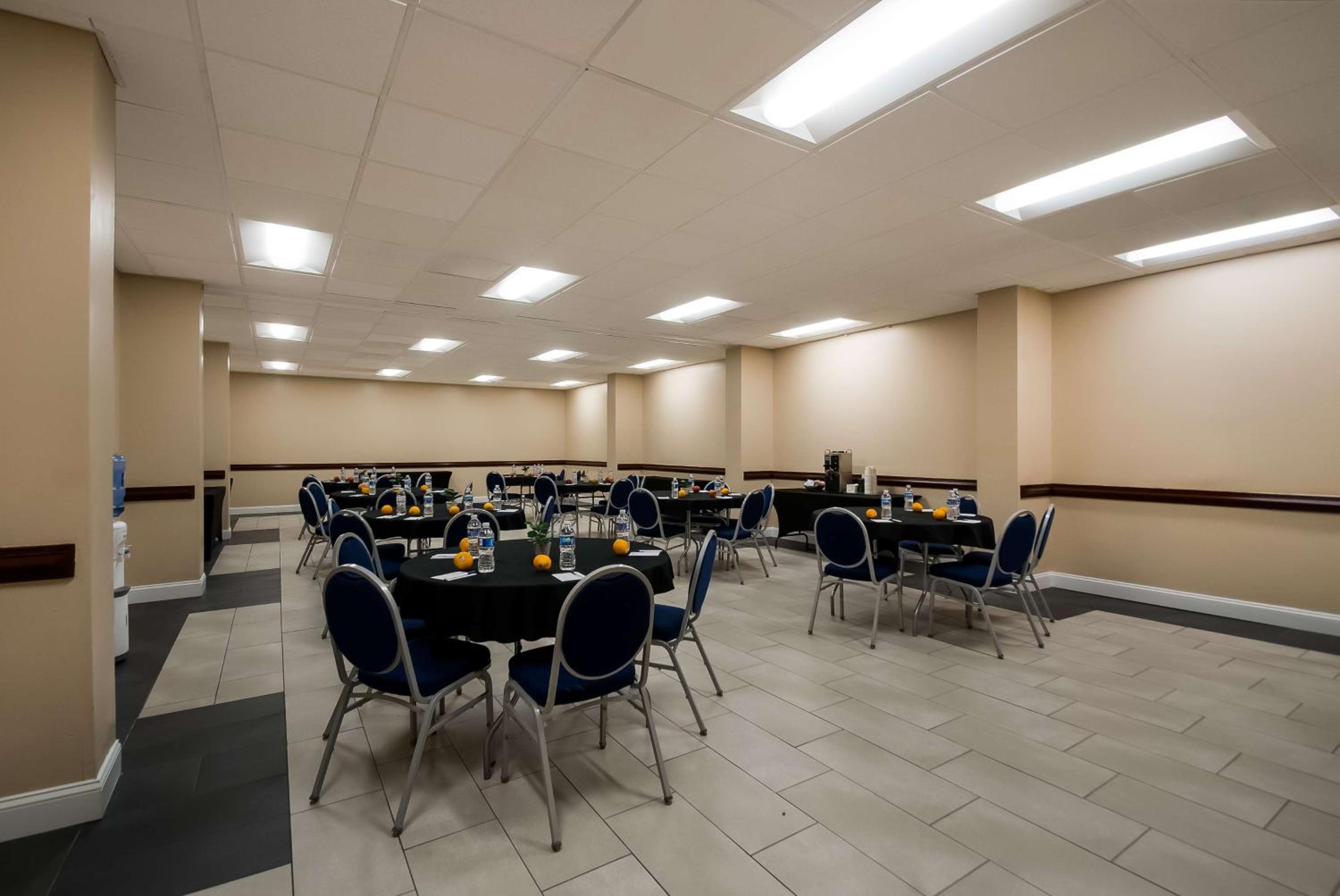 Springfield Vacations - Best Western Springfield - Property Image 6