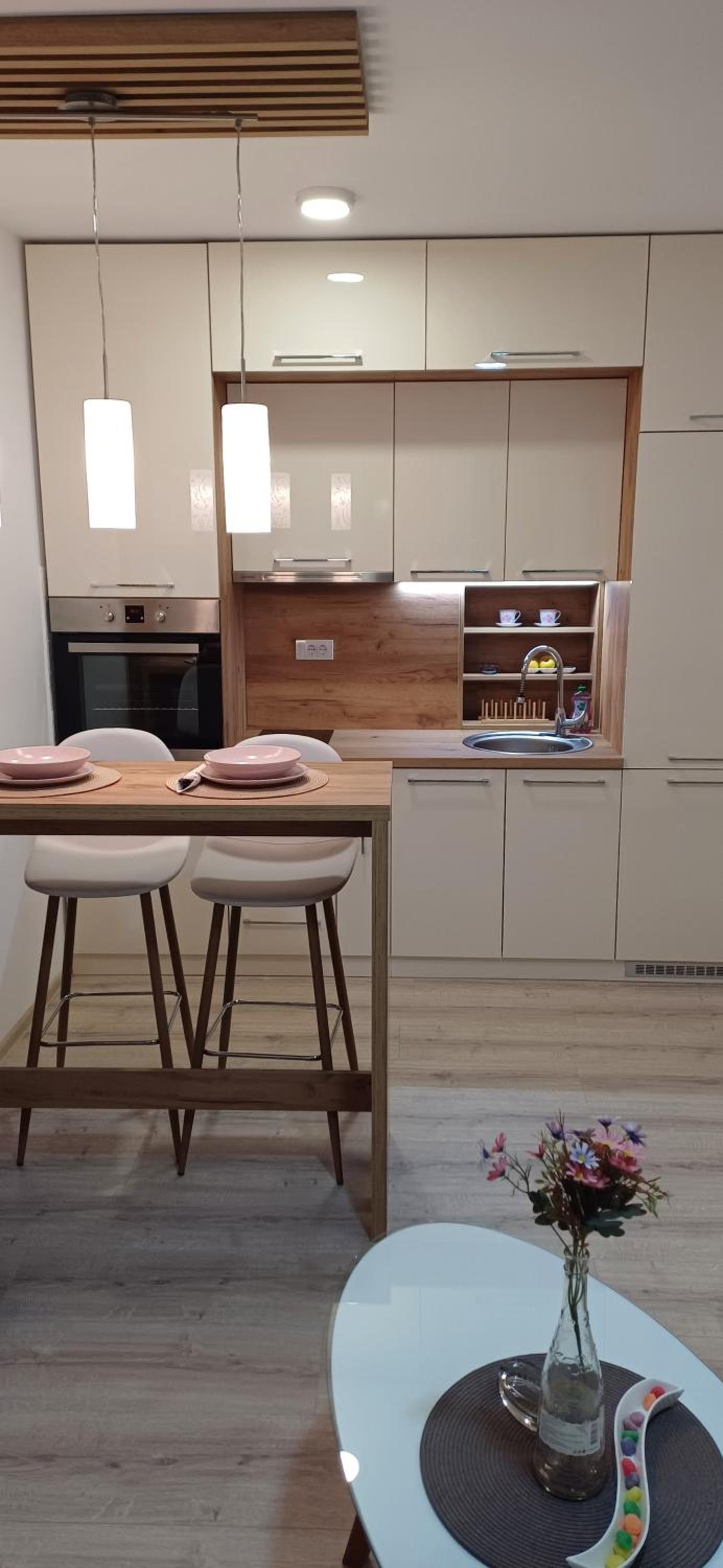 Apartman Bross