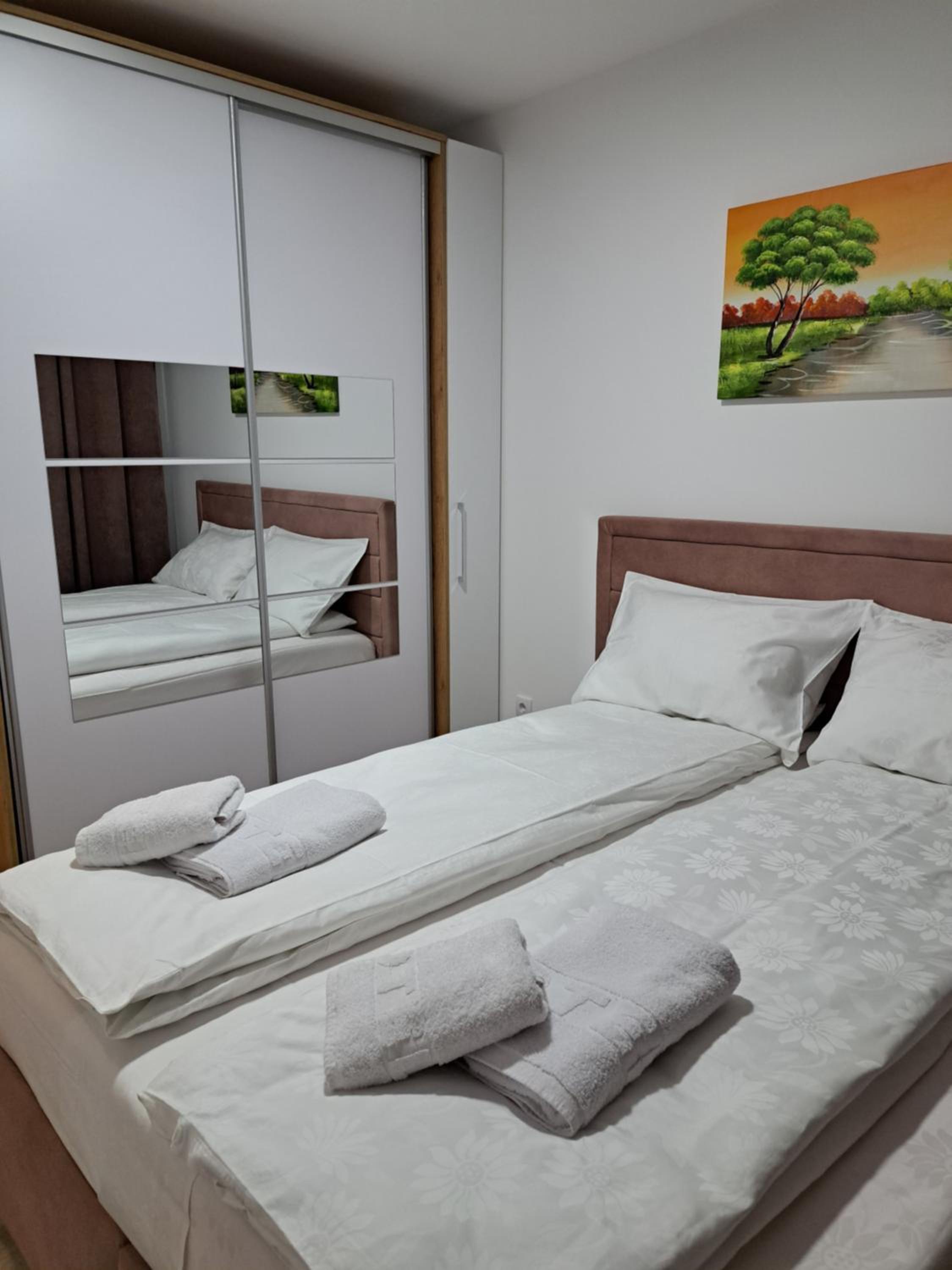 Apartman Bross