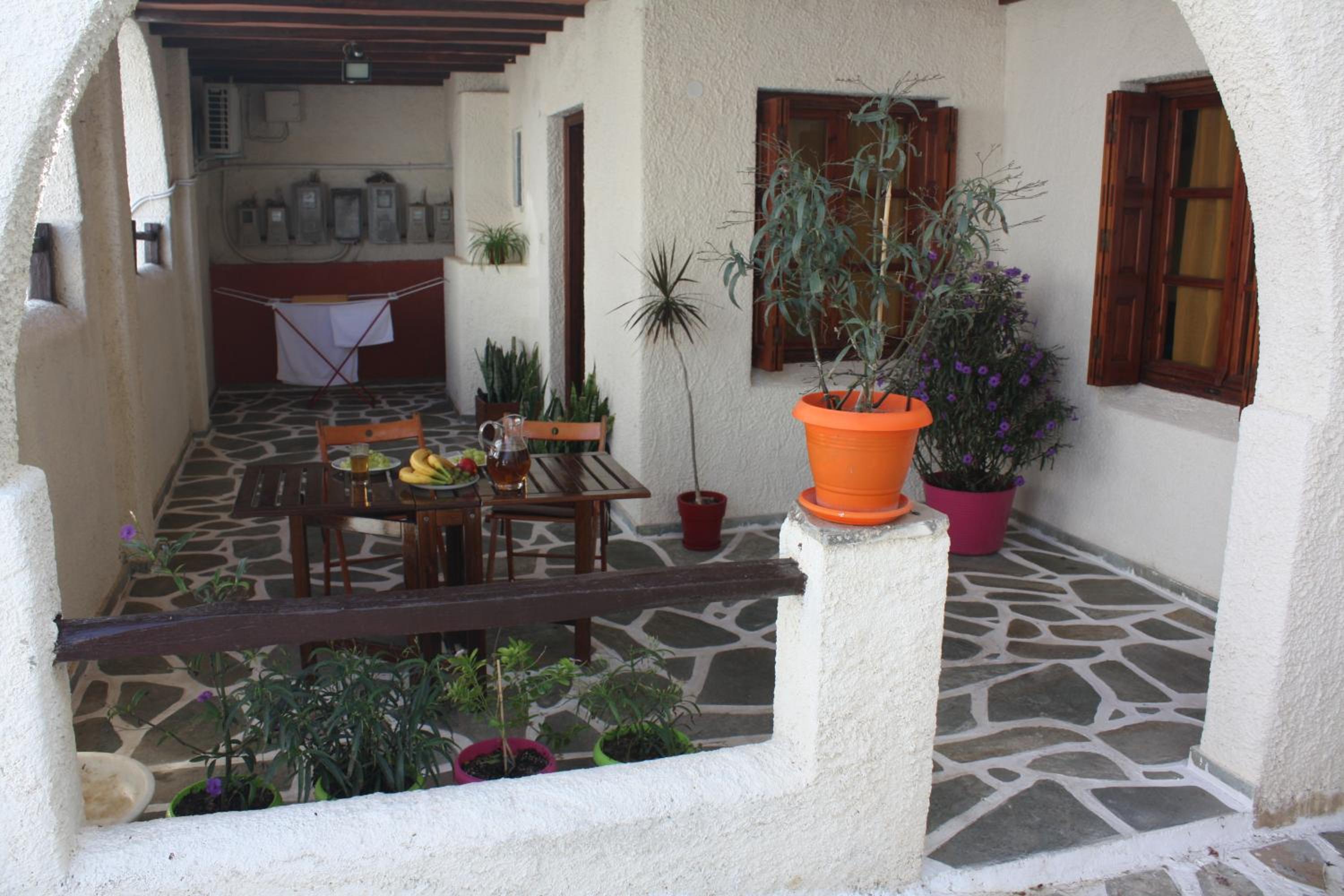 Sweet home 5 min from towncenter