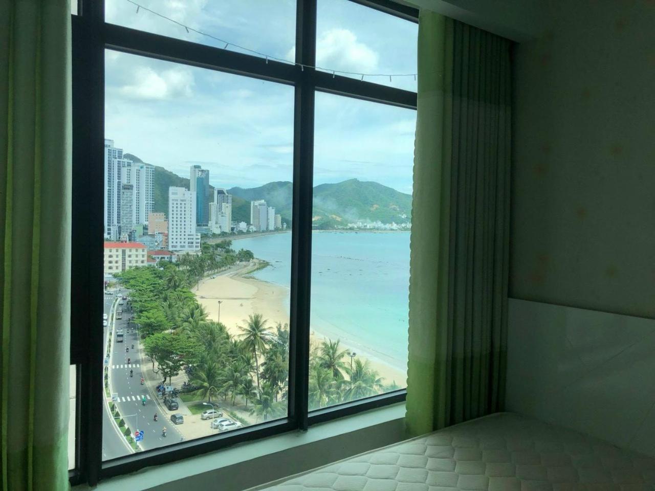 Central apartment with beautiful views view 5