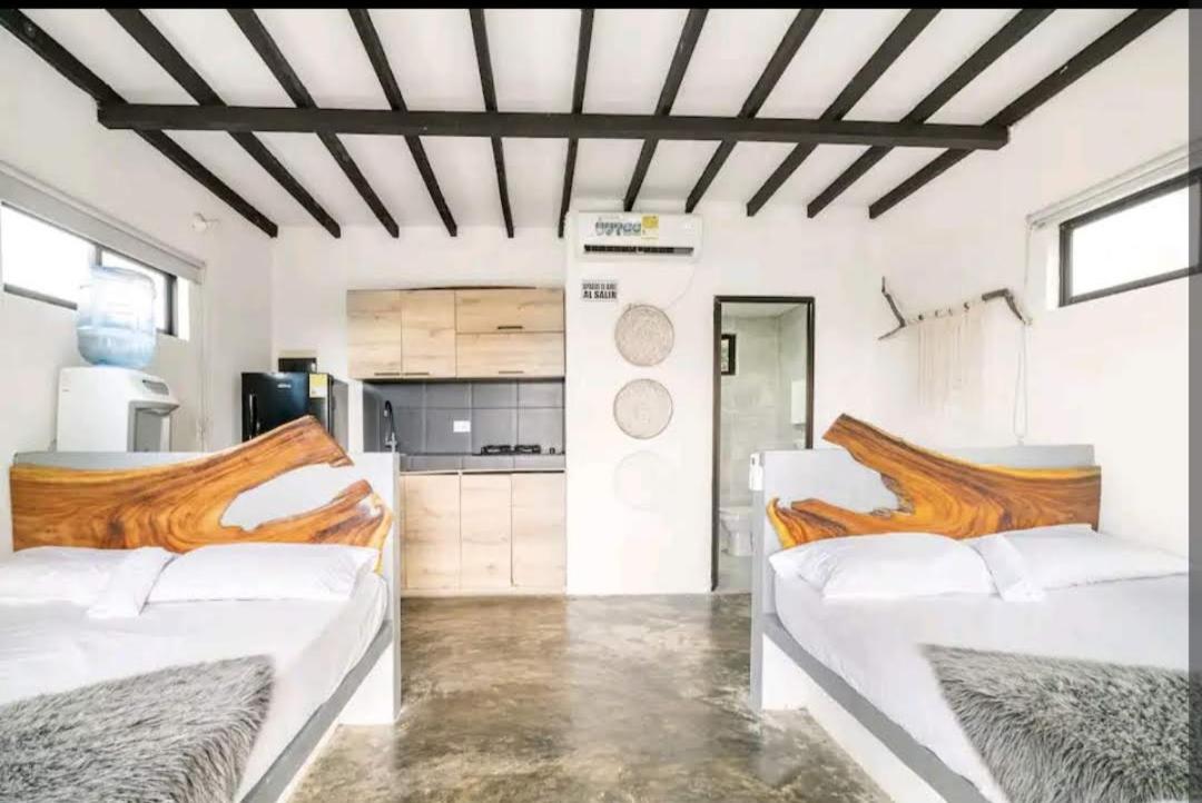 AGUAMARINA House