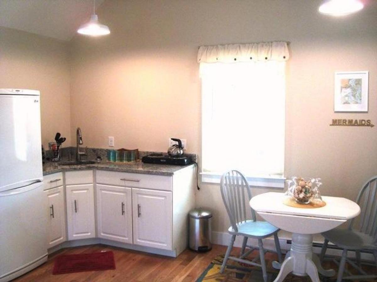 43A Old County Road South Harwich Cape Cod The Cottage view 3