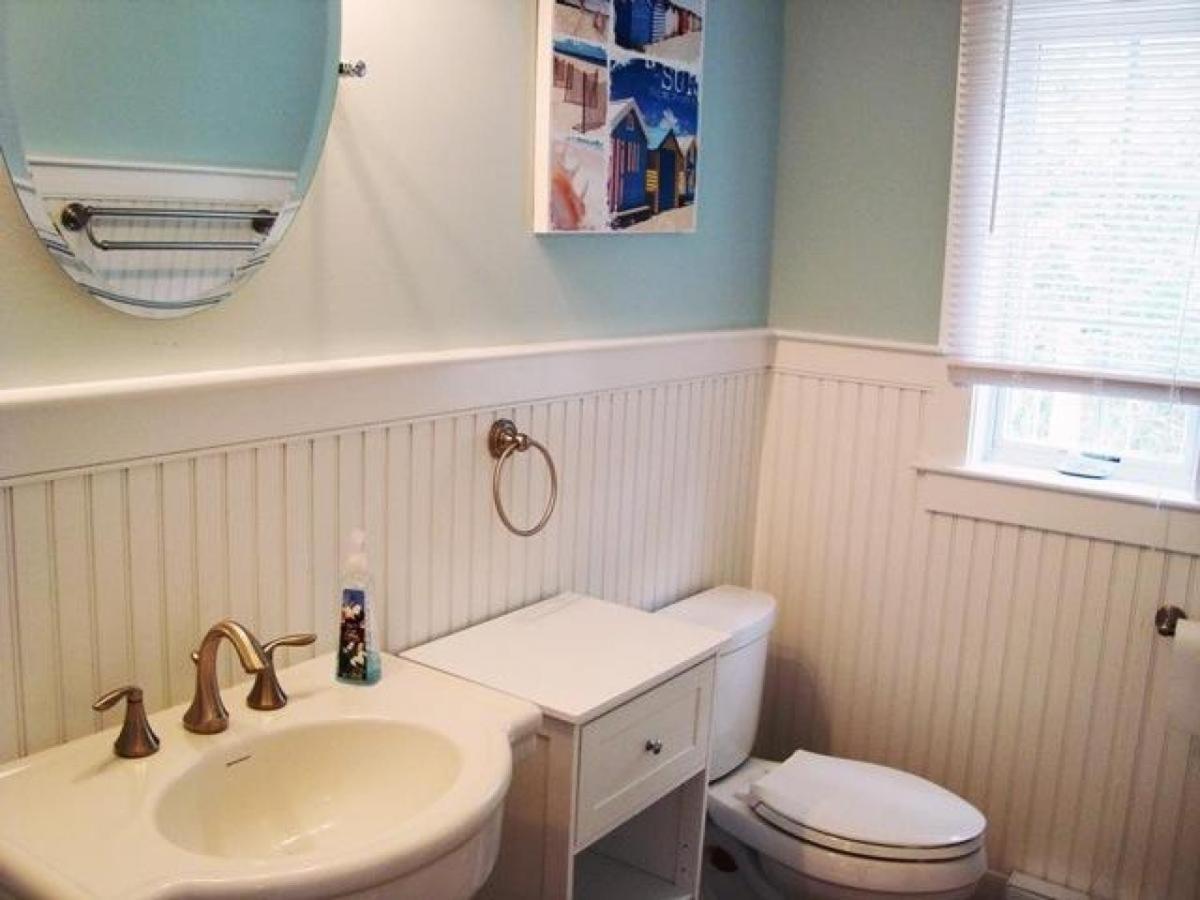 43A Old County Road South Harwich Cape Cod The Cottage view 4