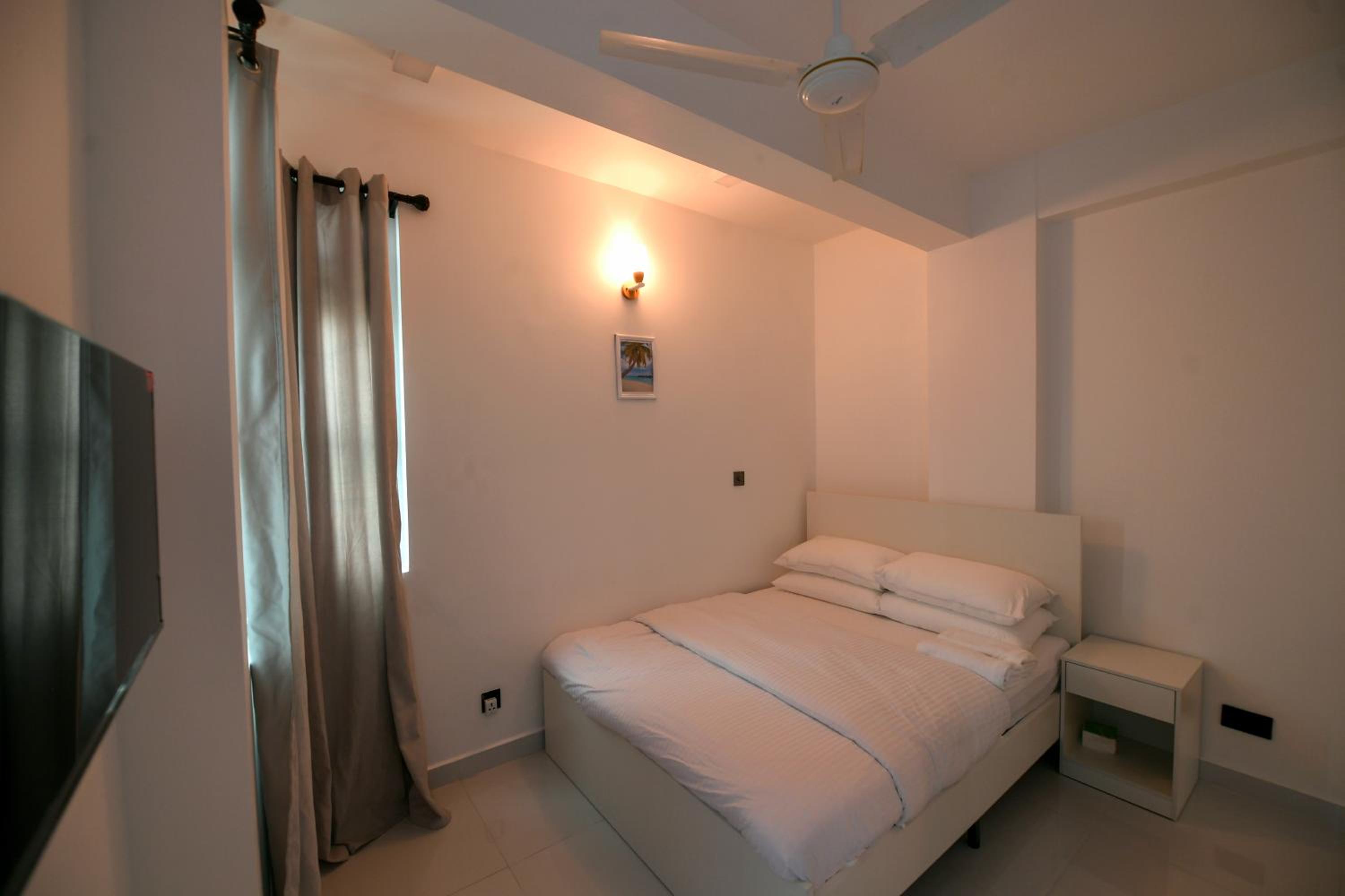 Seaview Apartment by Lin Residences view 4
