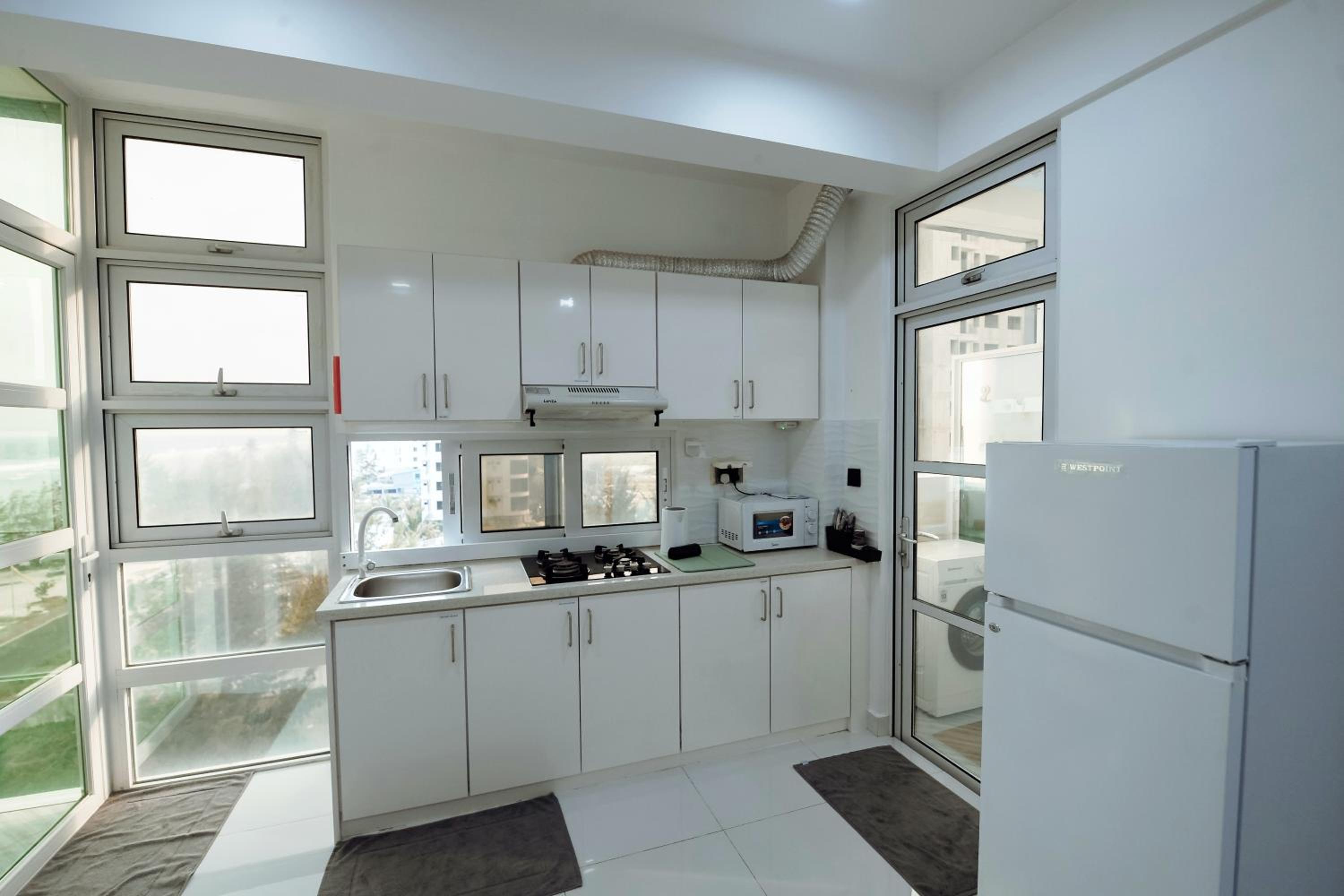 Seaview Apartment by Lin Residences view 2