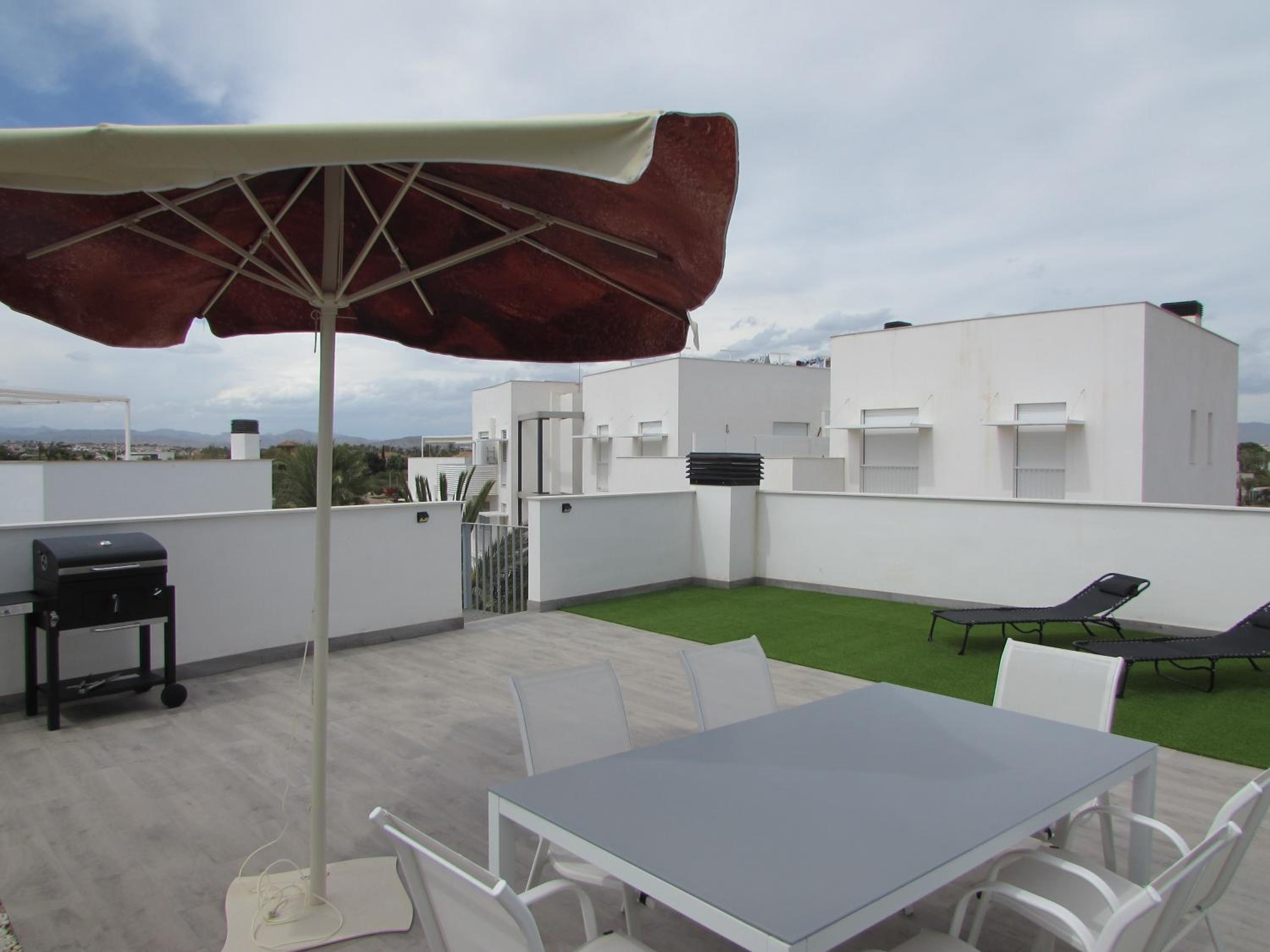 PUERTA DE ORIENTE BEACH HOME