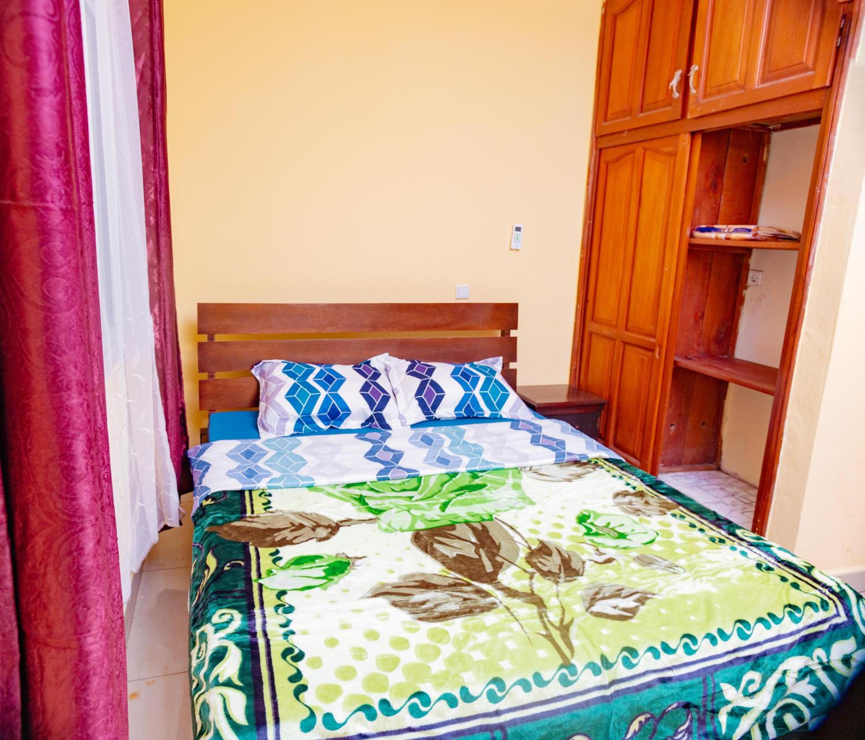 J&G Premier Apartment