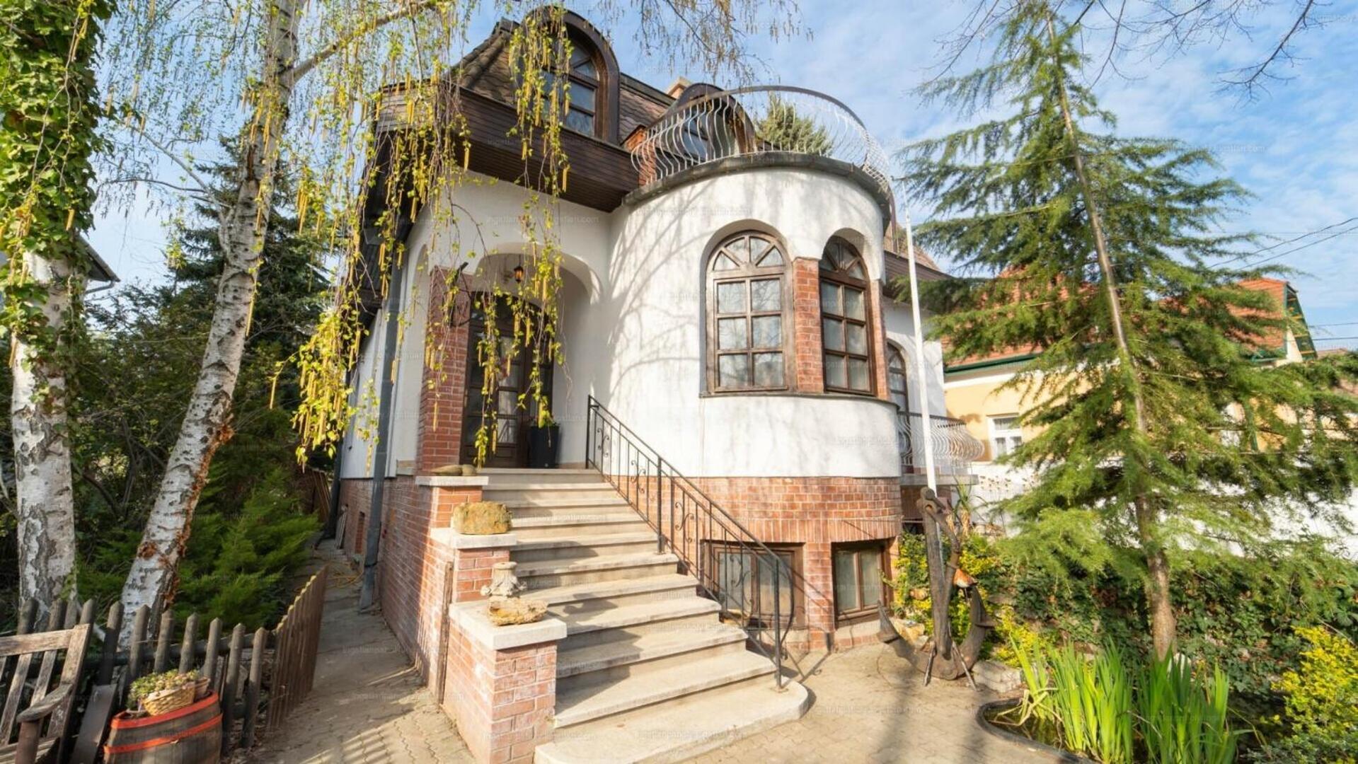 Villa Butterfly