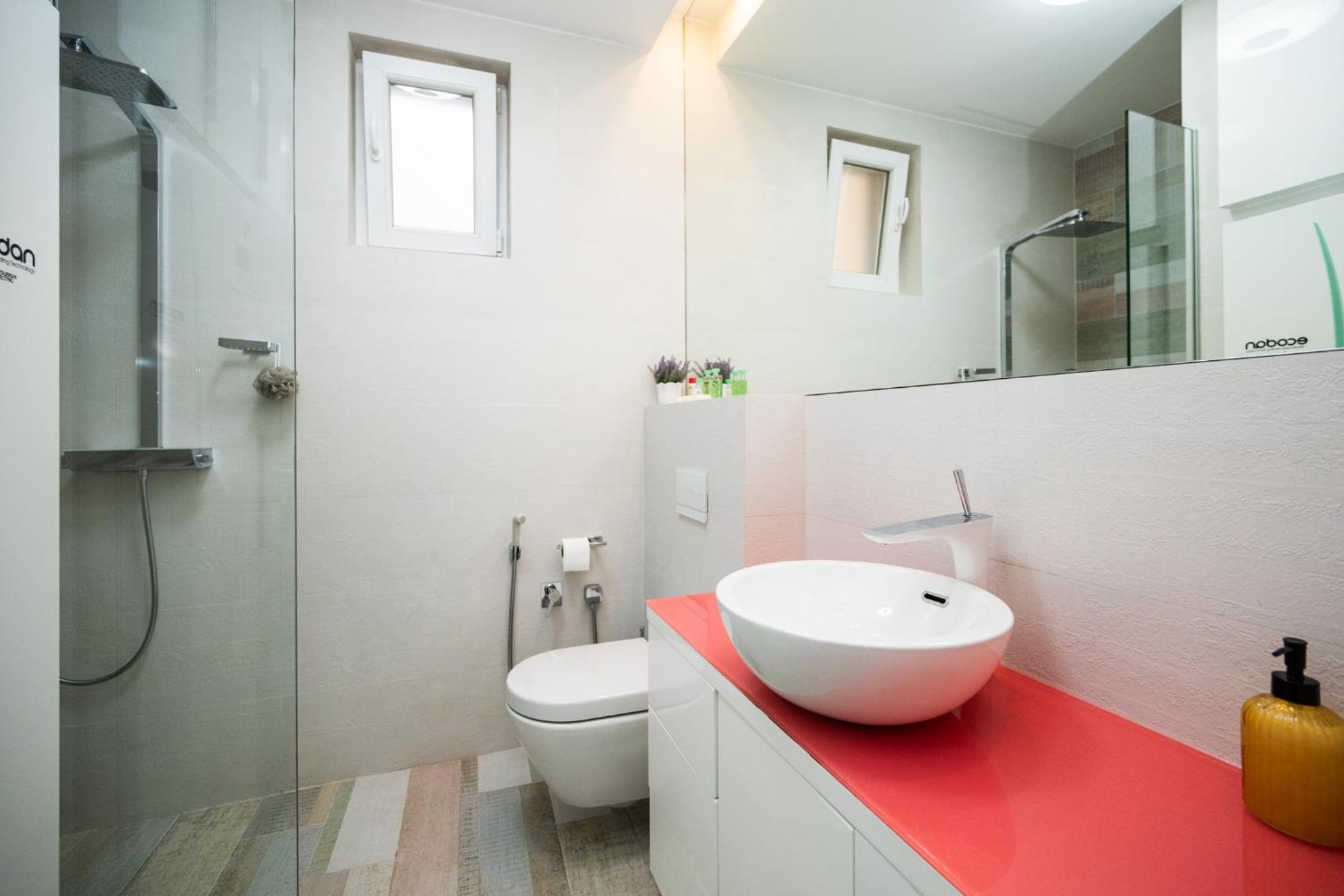 Modern Stay in the City Center