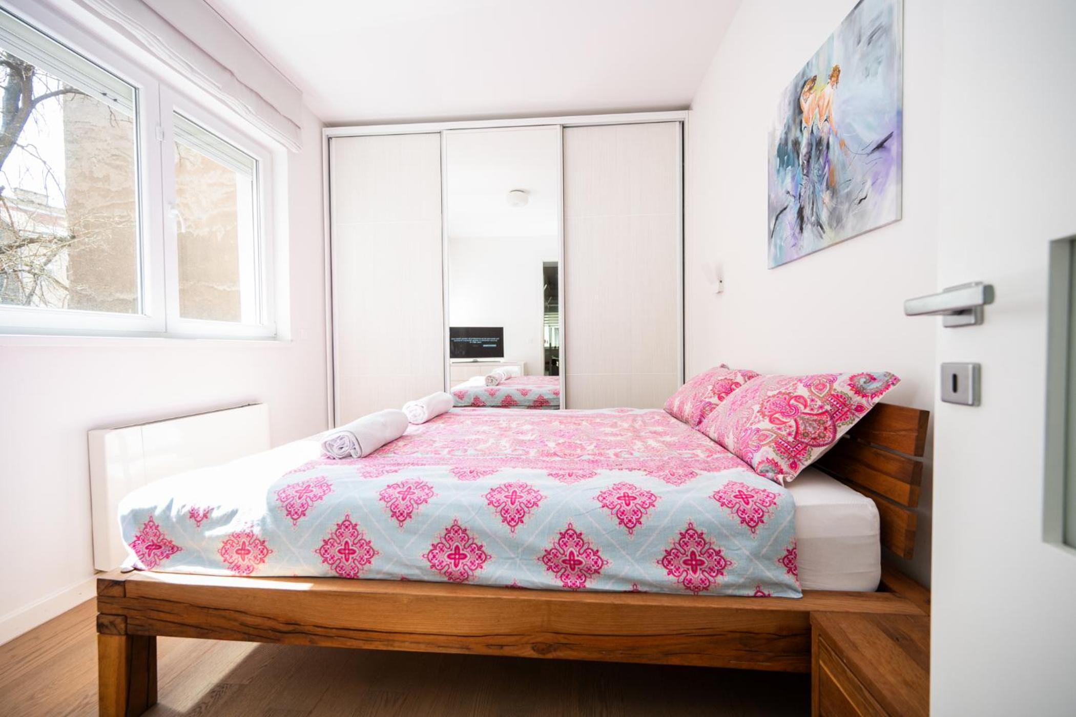 Modern Stay in the City Center